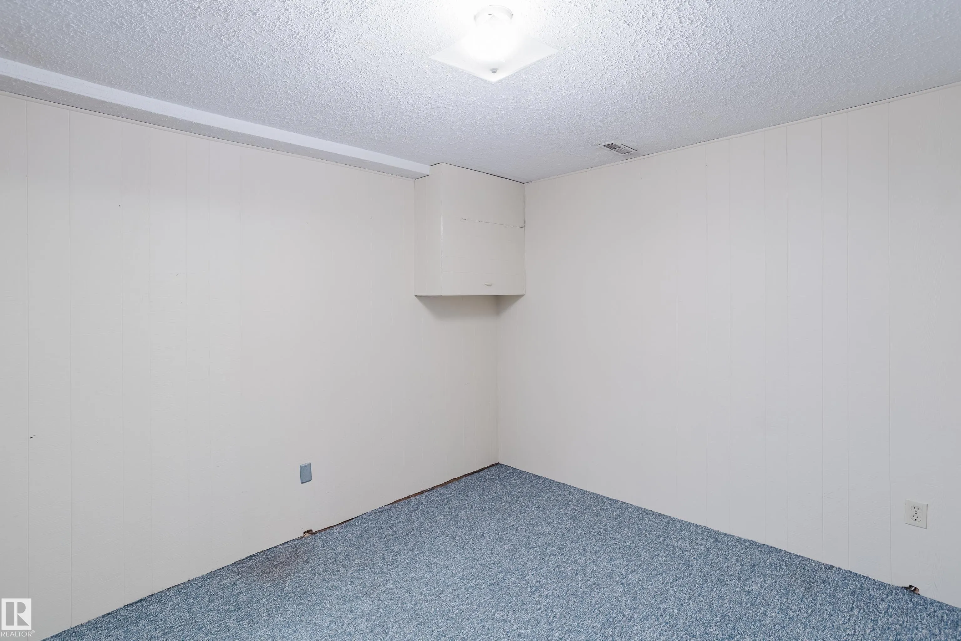175 BROOKWOOD Drive