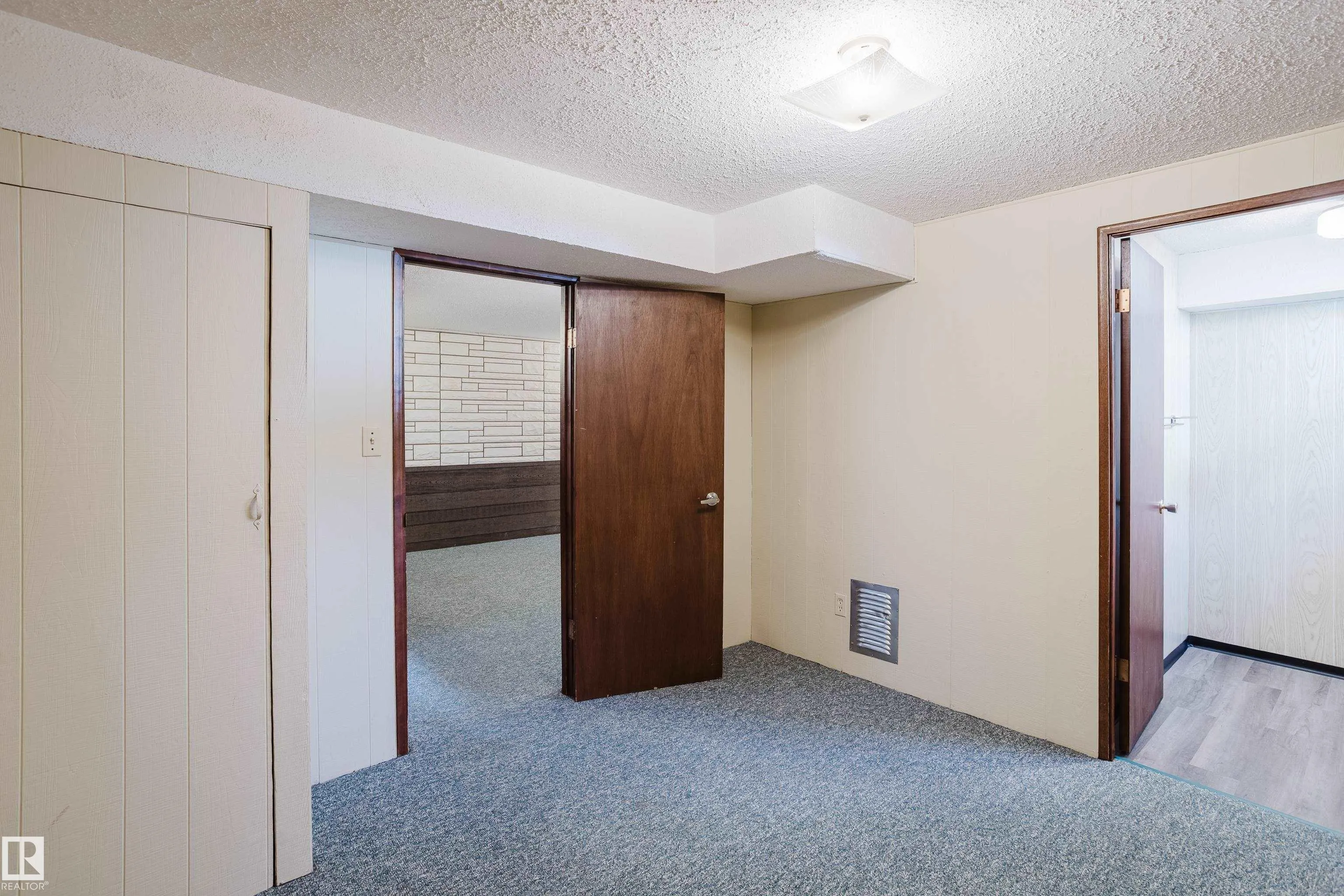 175 BROOKWOOD Drive