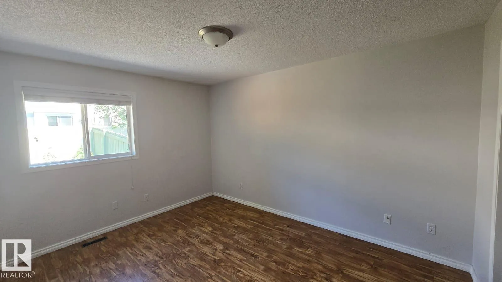 12603 152 Avenue