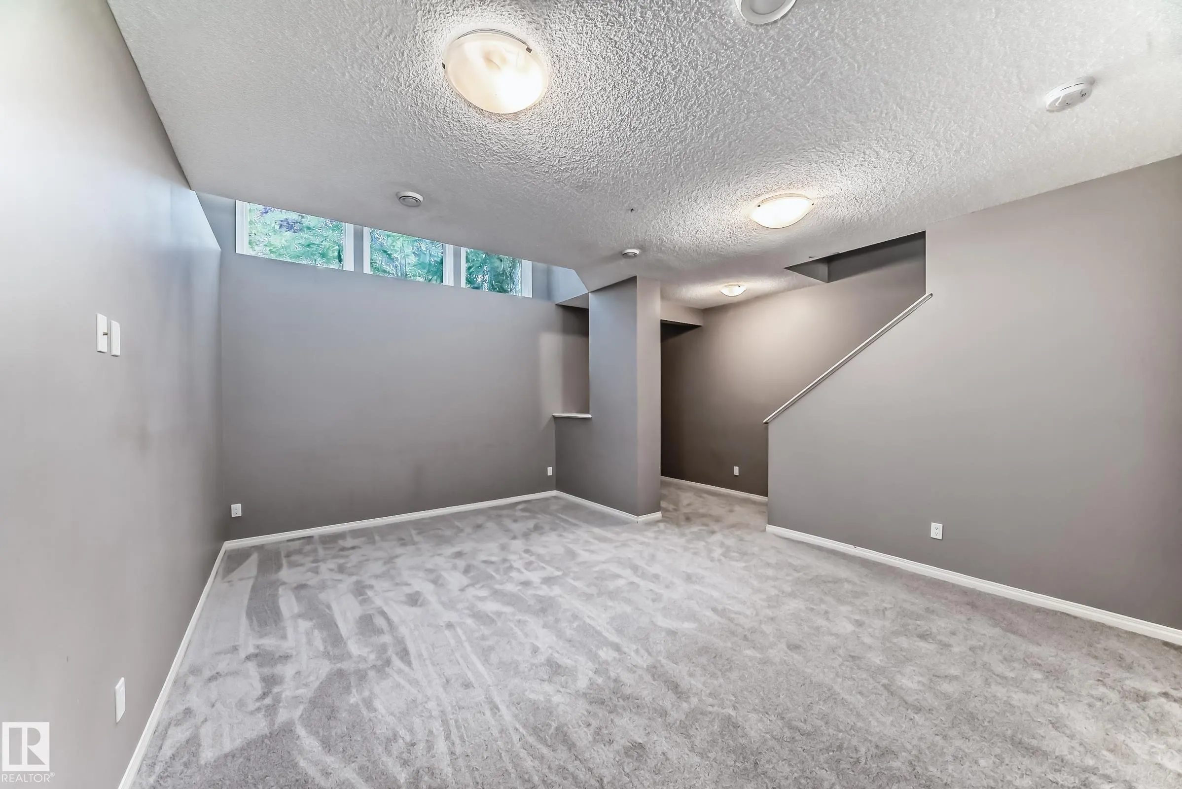 3116 ARTHURS Crescent