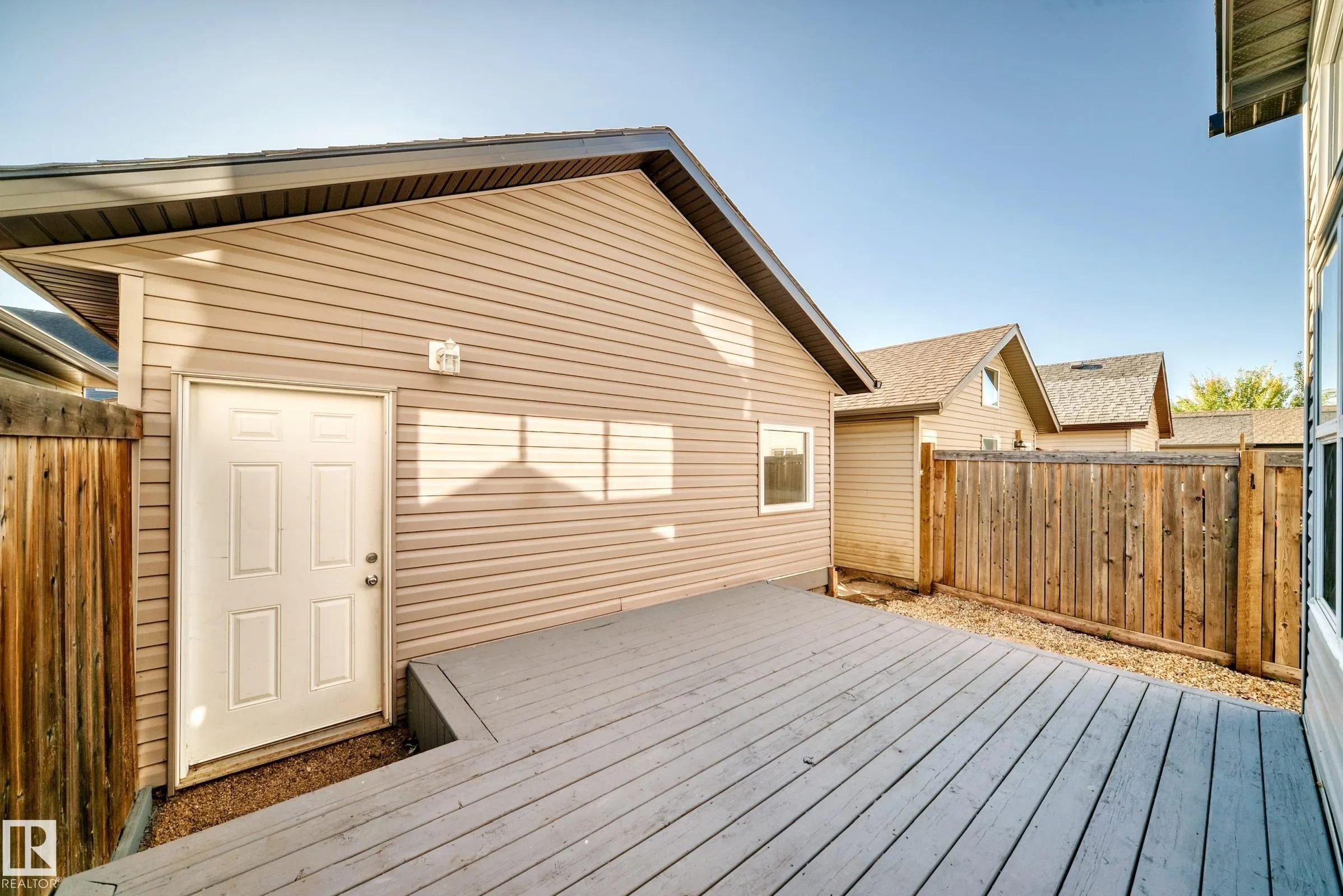 3116 ARTHURS Crescent