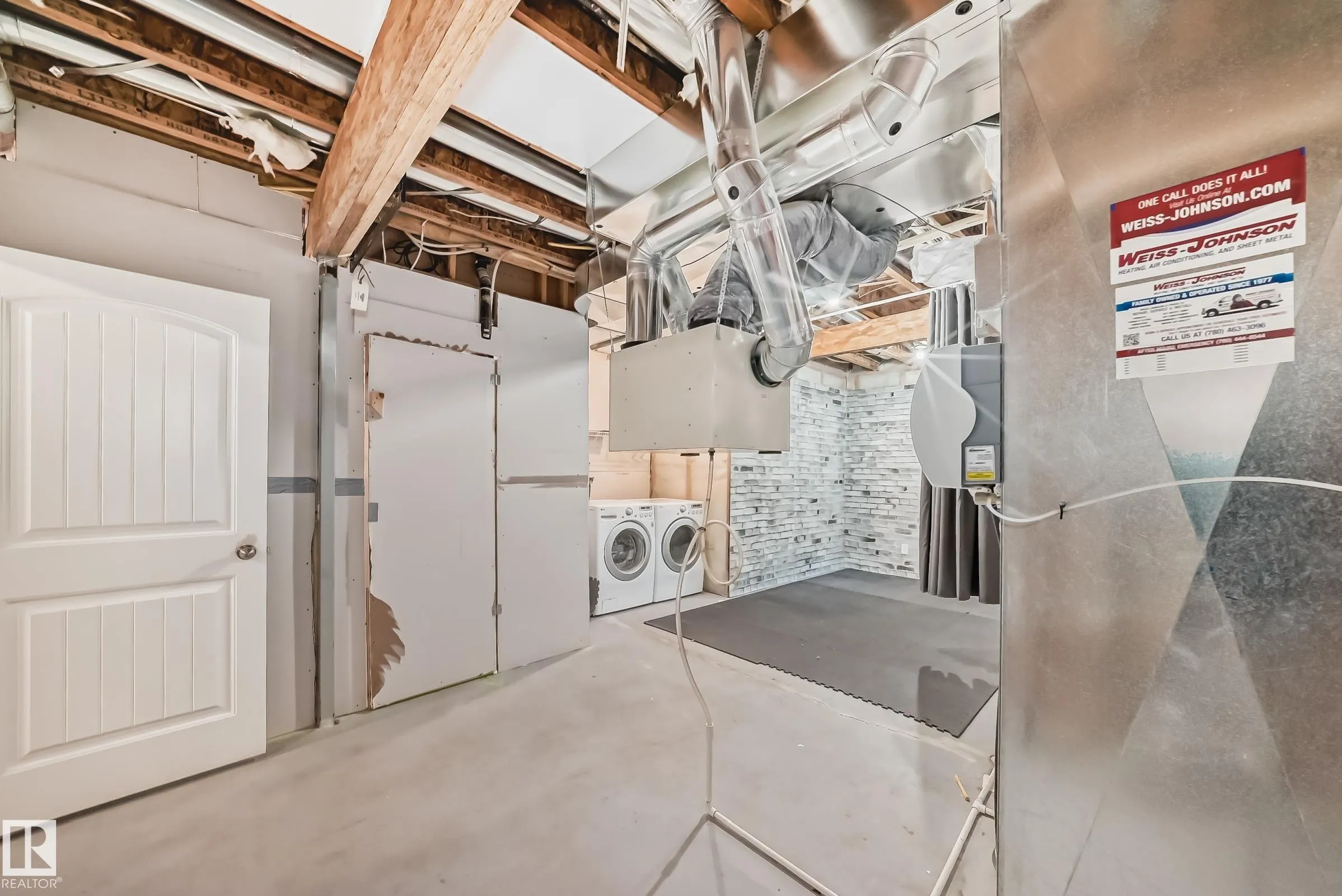 3116 ARTHURS Crescent