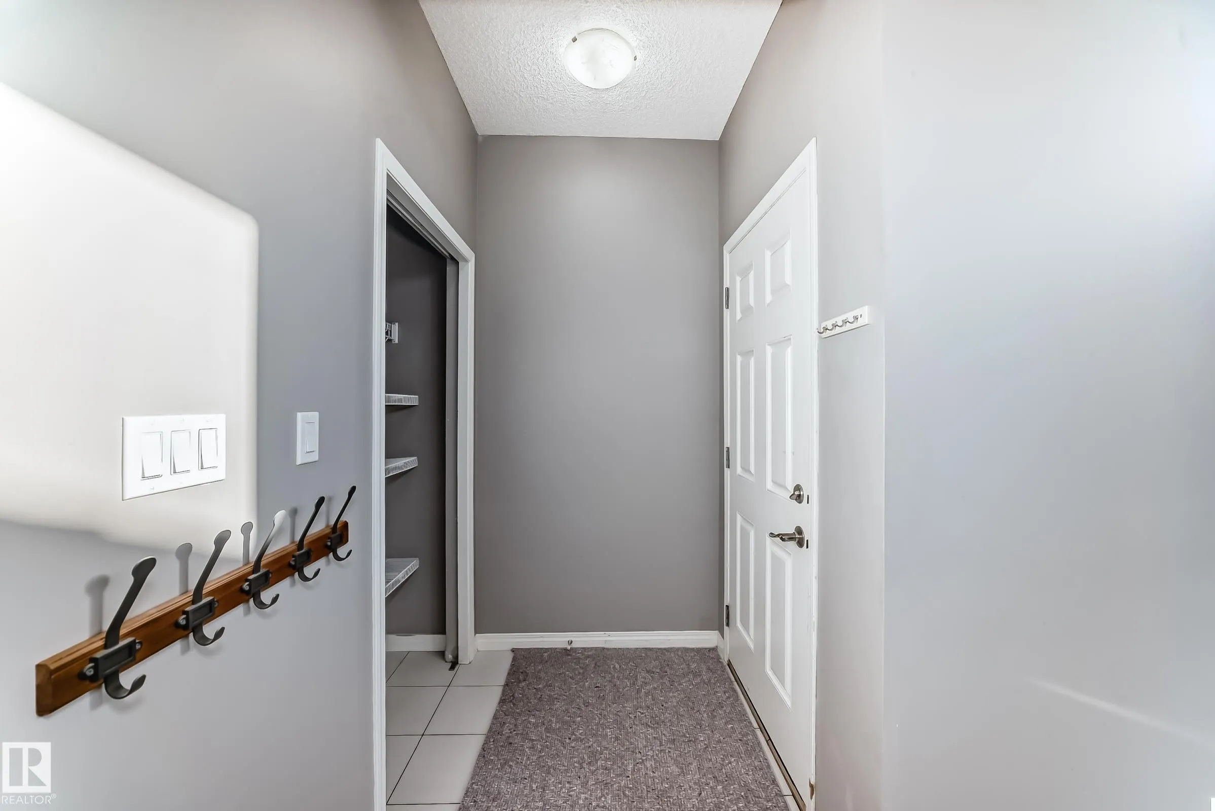 3116 ARTHURS Crescent