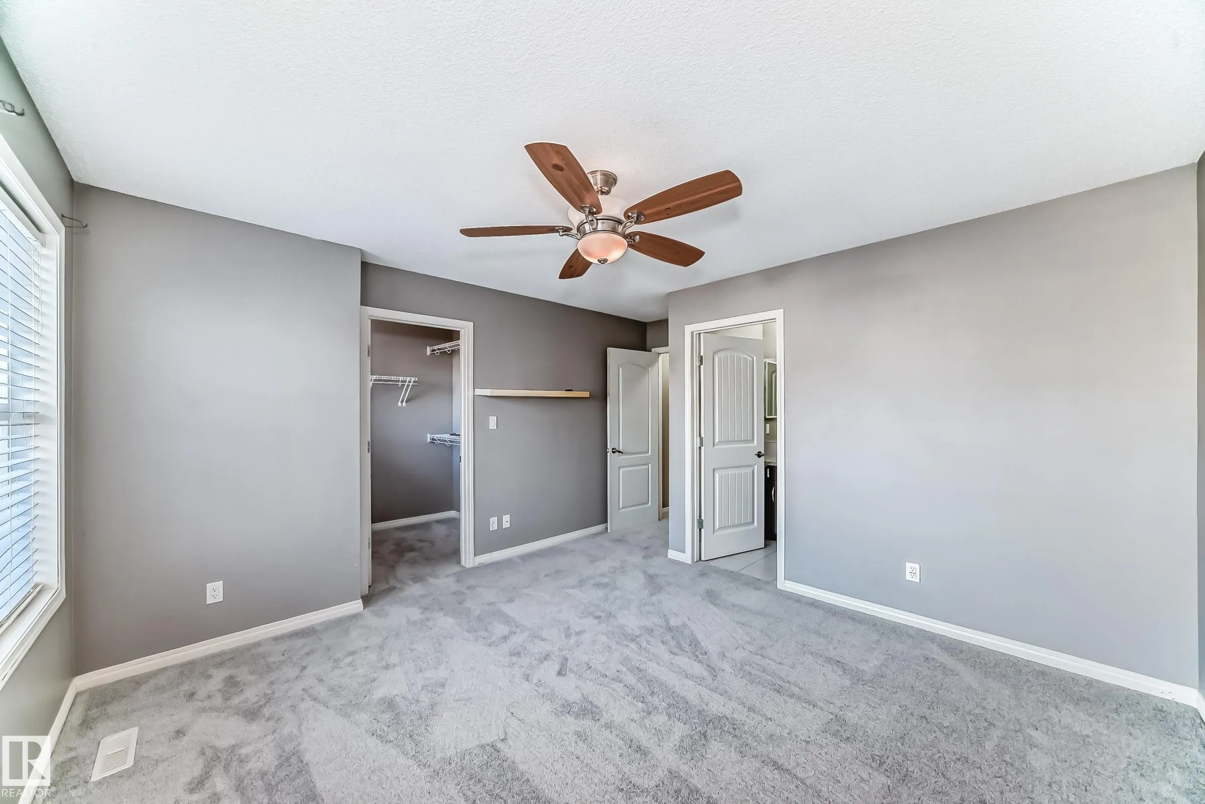 3116 ARTHURS Crescent