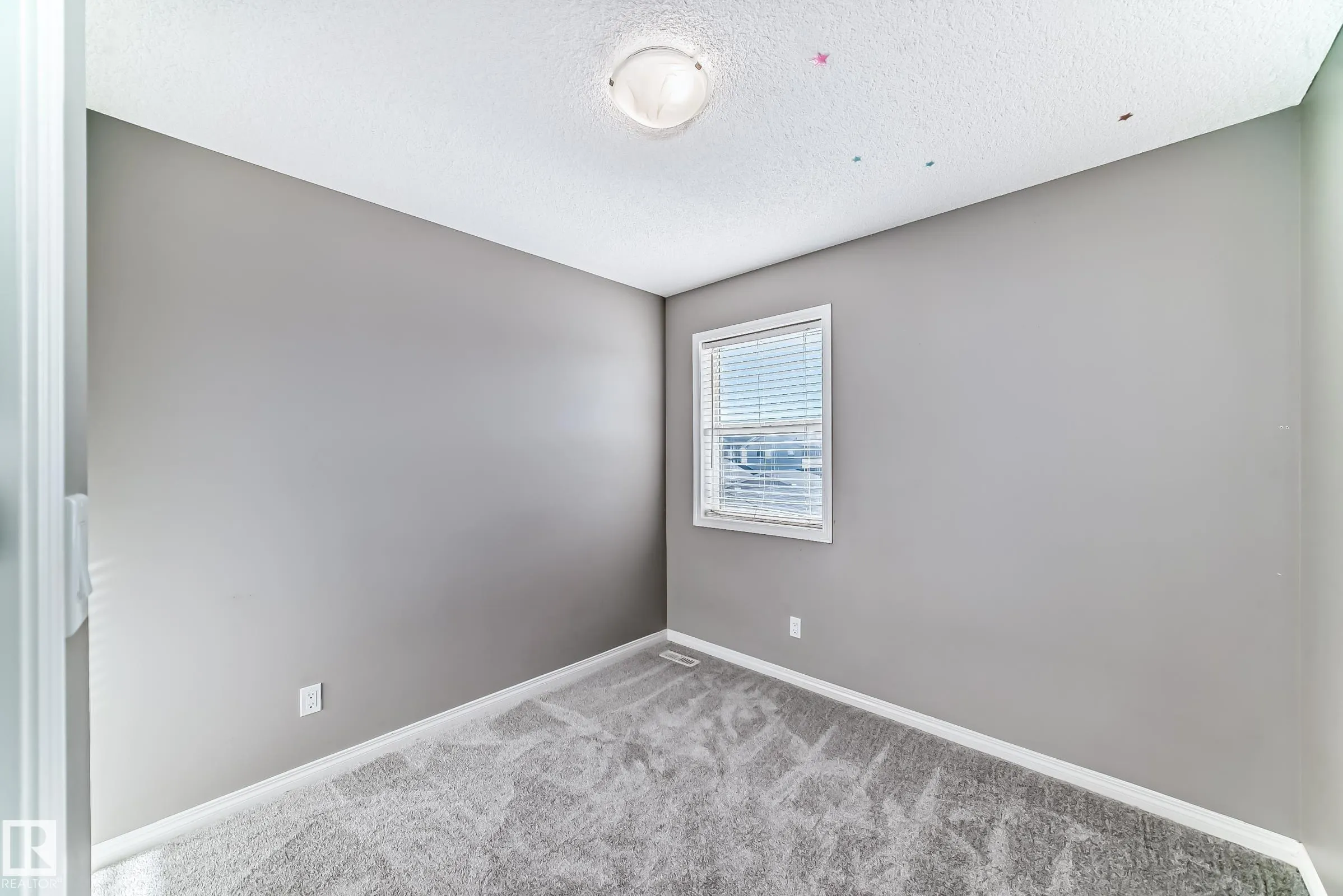 3116 ARTHURS Crescent