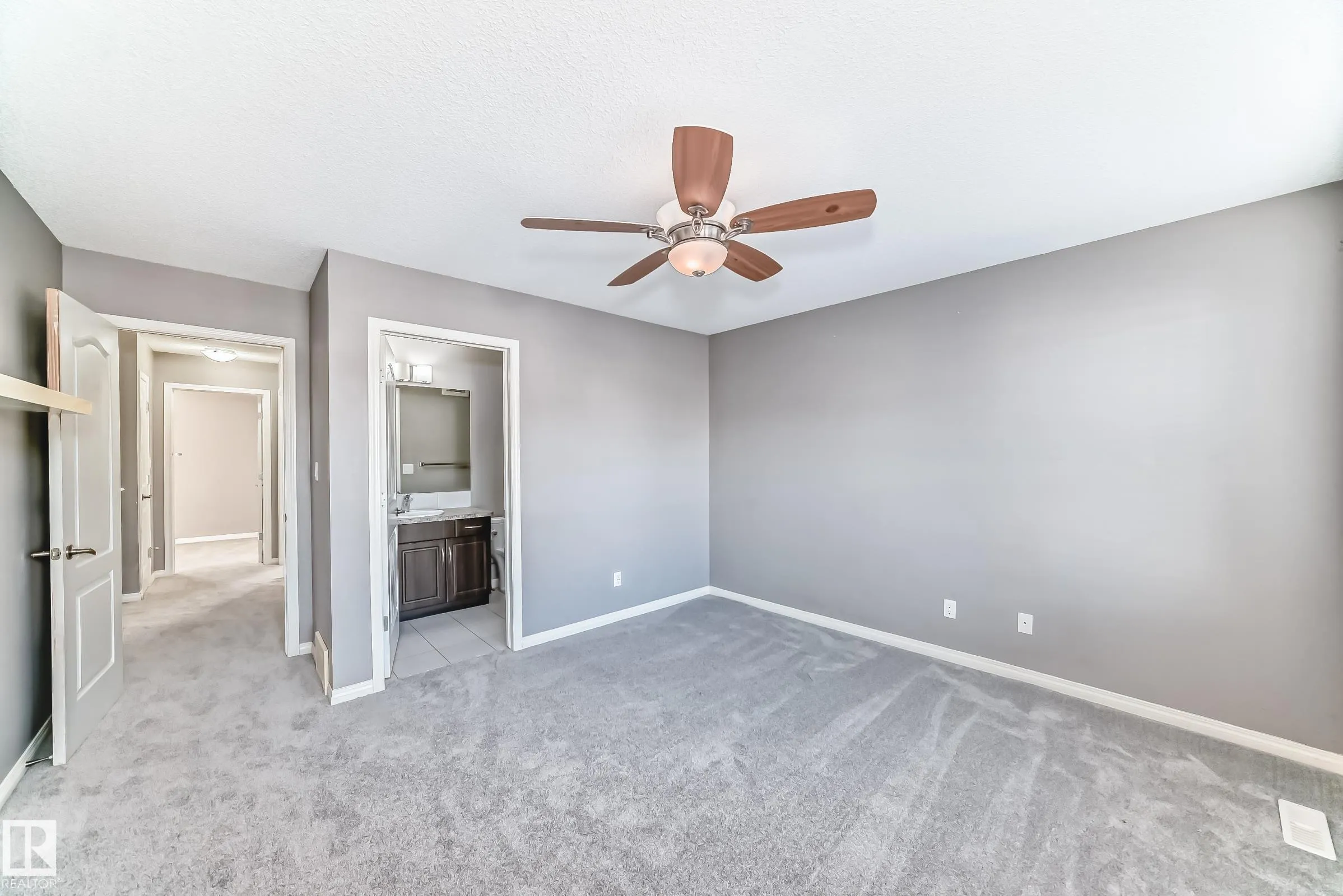 3116 ARTHURS Crescent