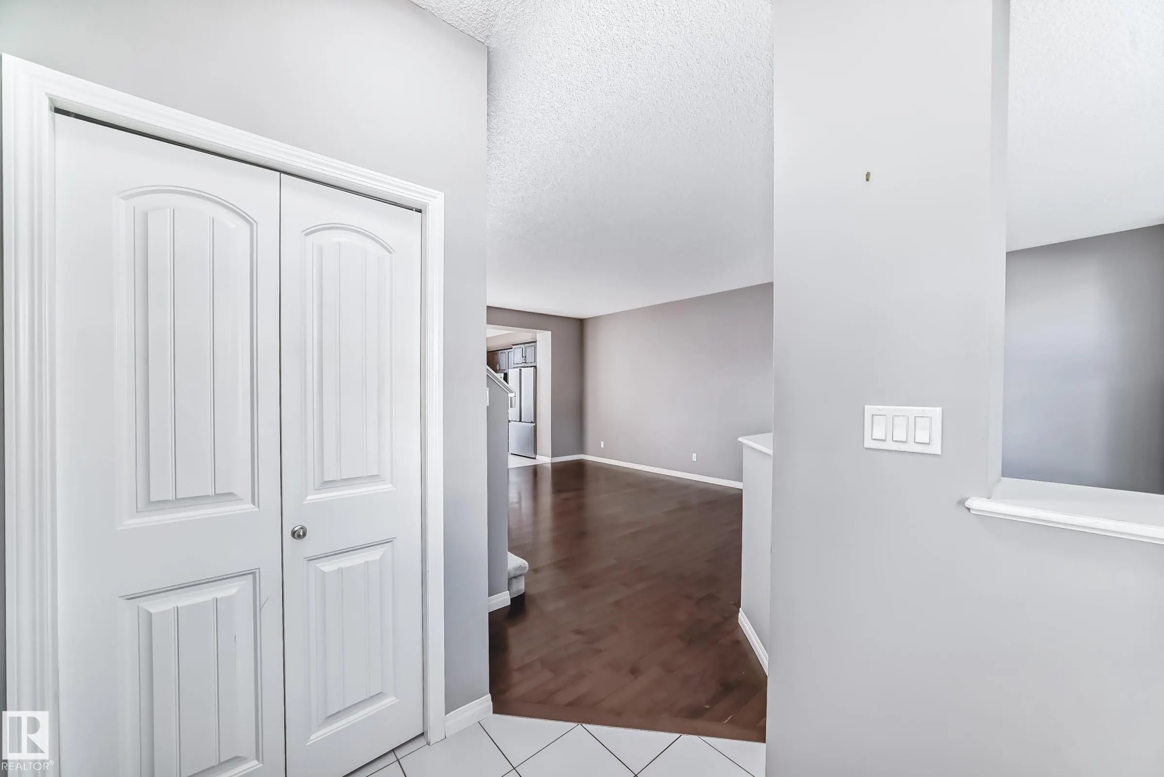 3116 ARTHURS Crescent