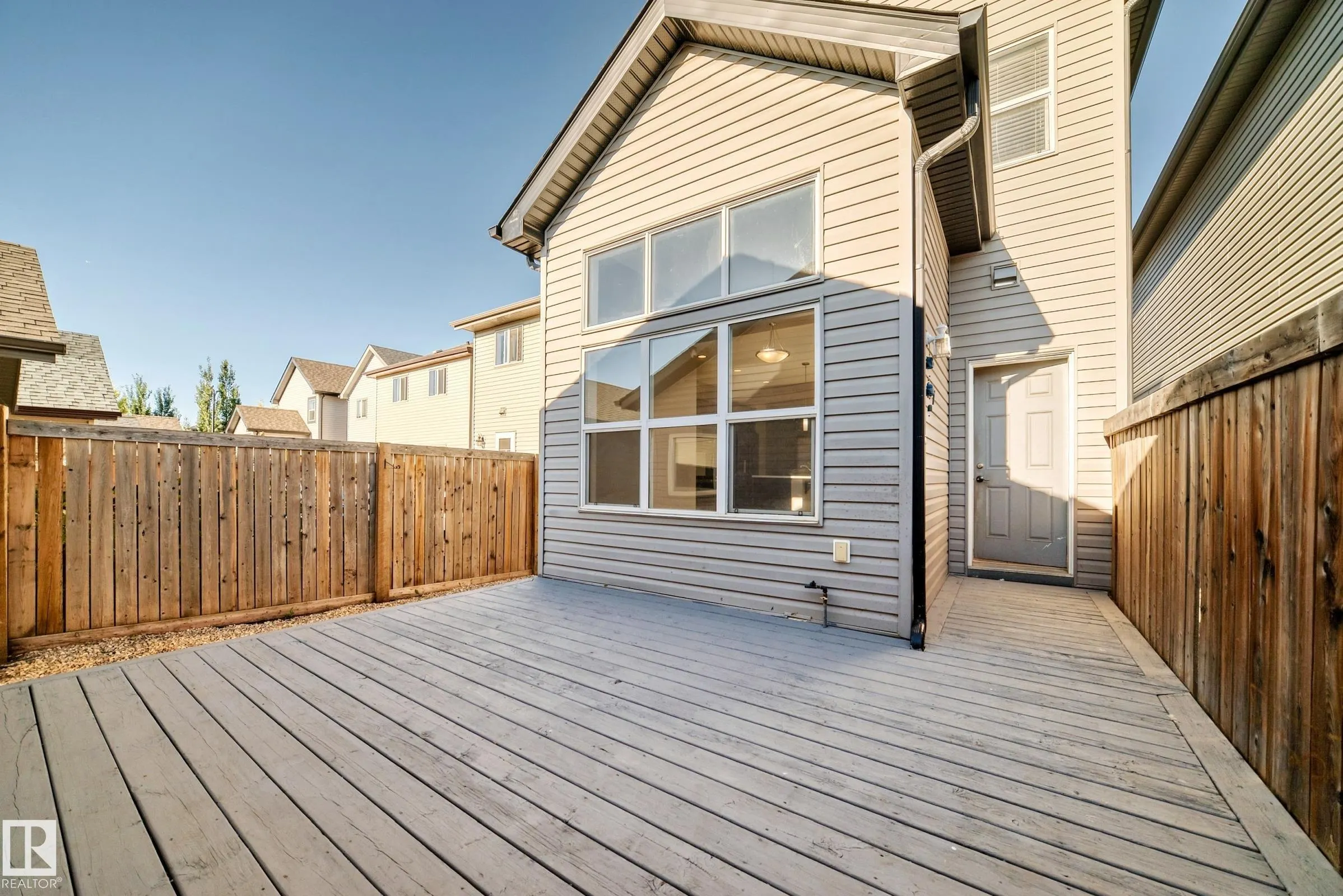 3116 ARTHURS Crescent