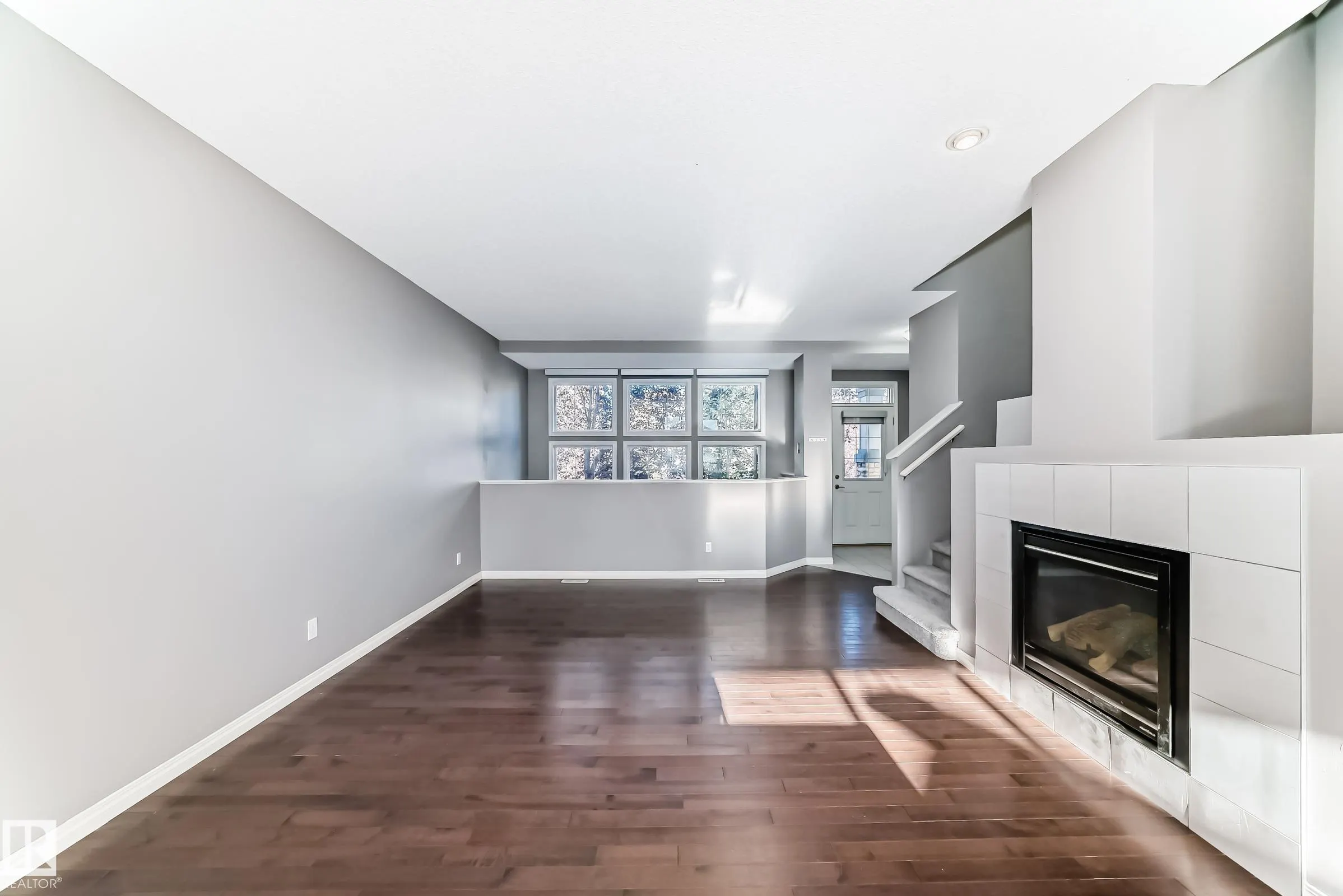3116 ARTHURS Crescent