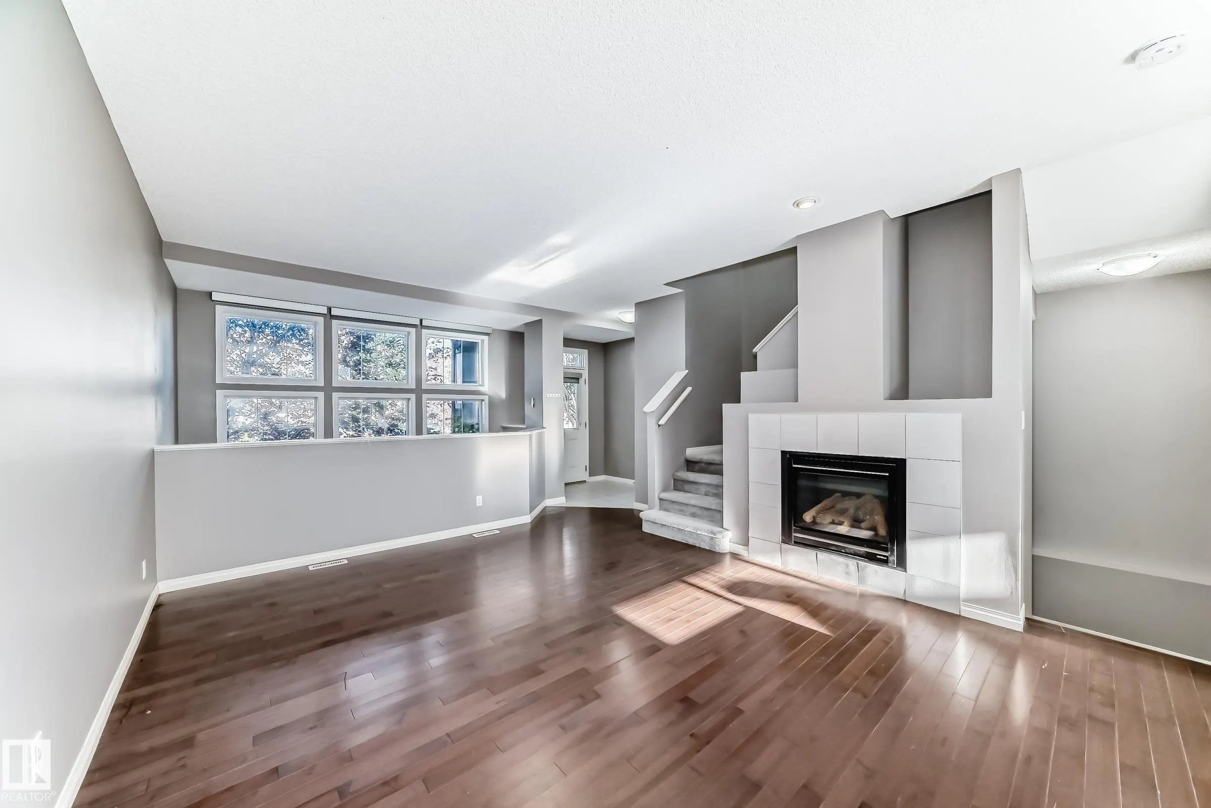 3116 ARTHURS Crescent