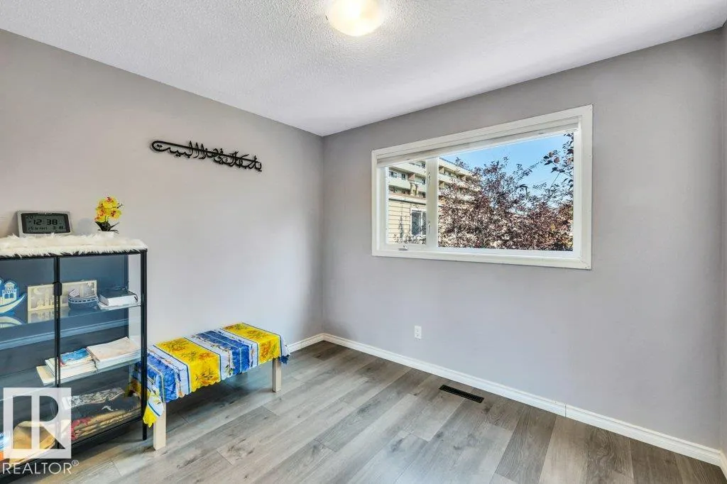 169 ROYAL Road