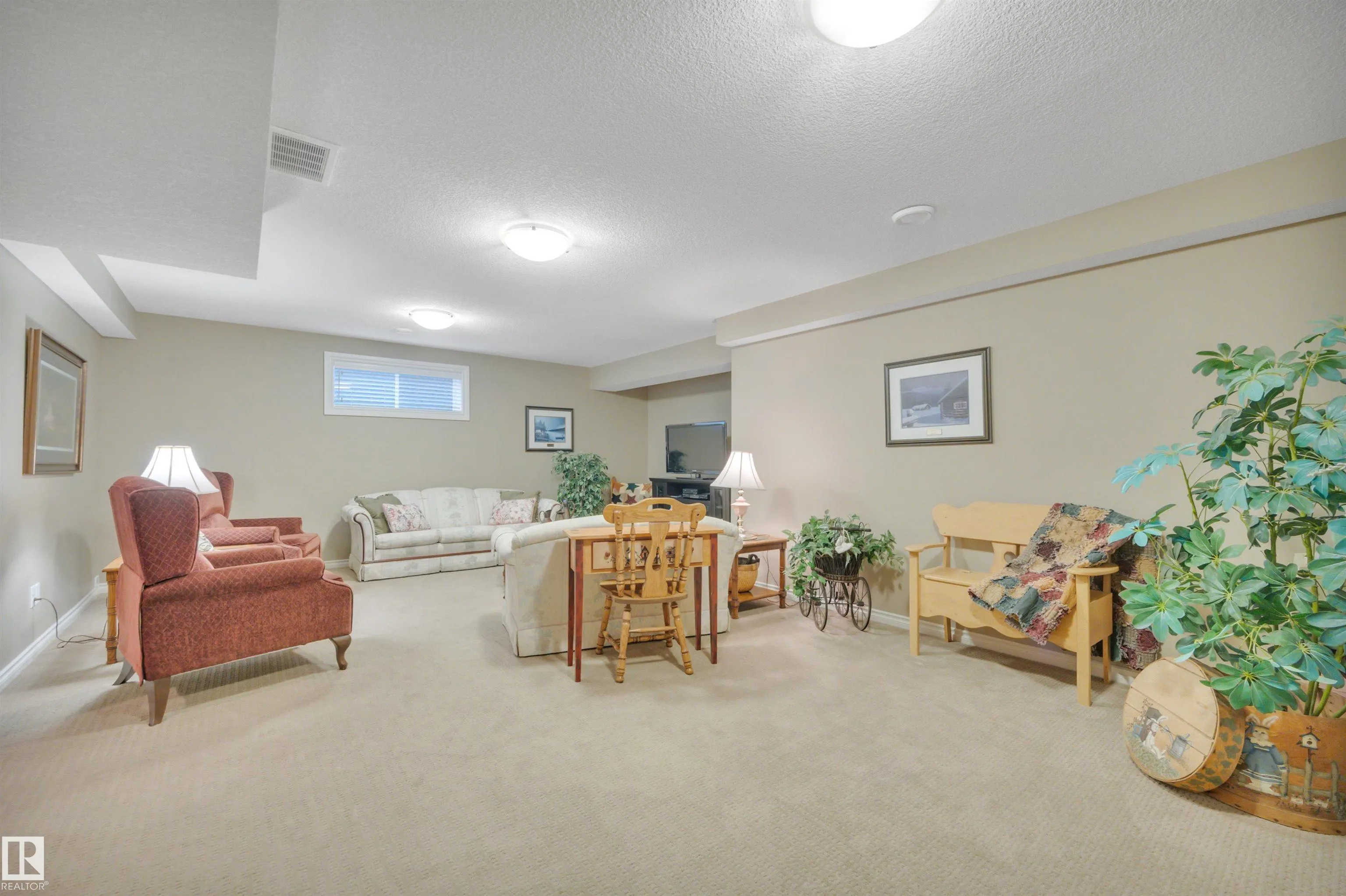 326 BRIDGEPORT Place