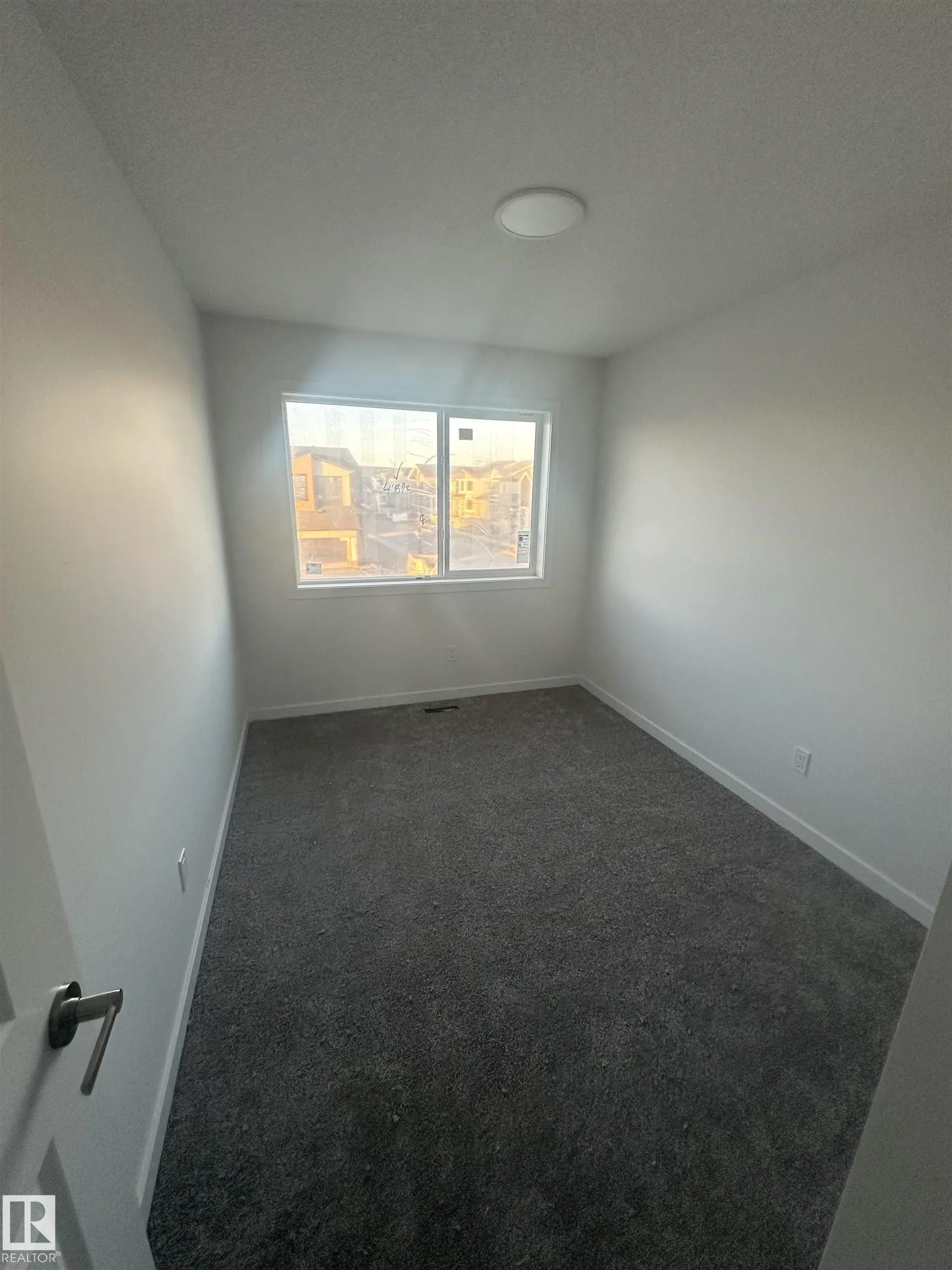 8925 ELVES Loop