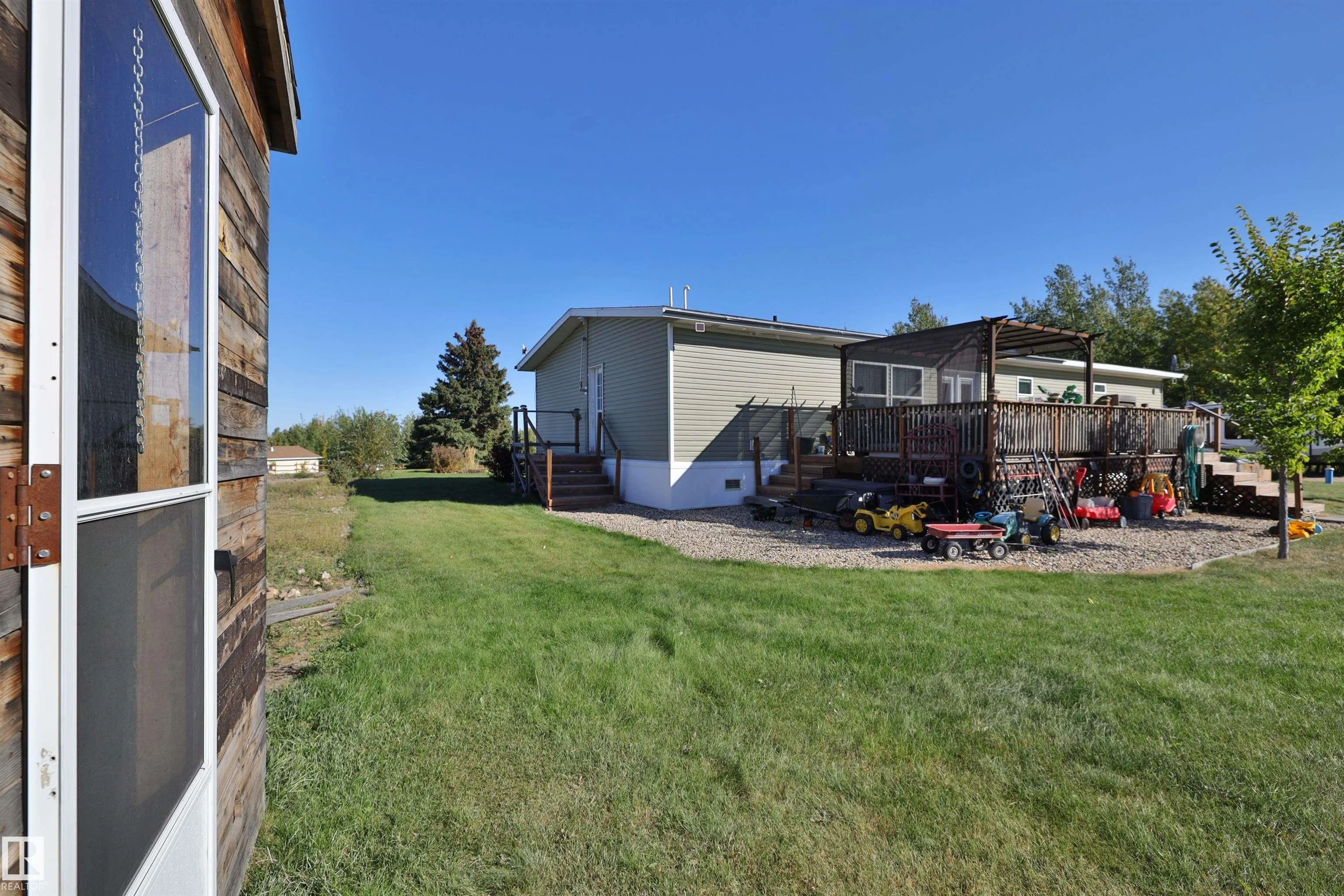 201 Glenhaven Crescent