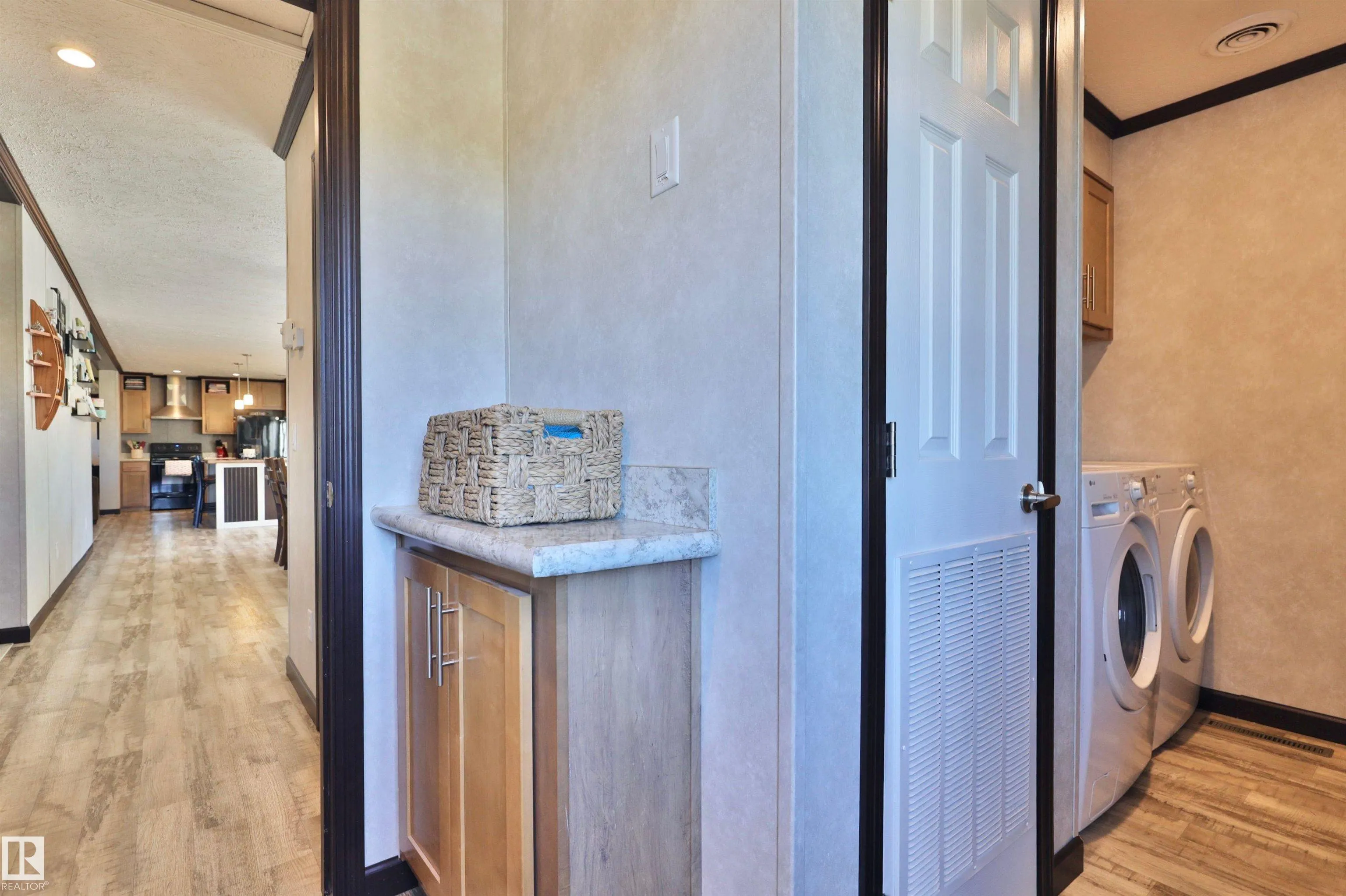 201 Glenhaven Crescent