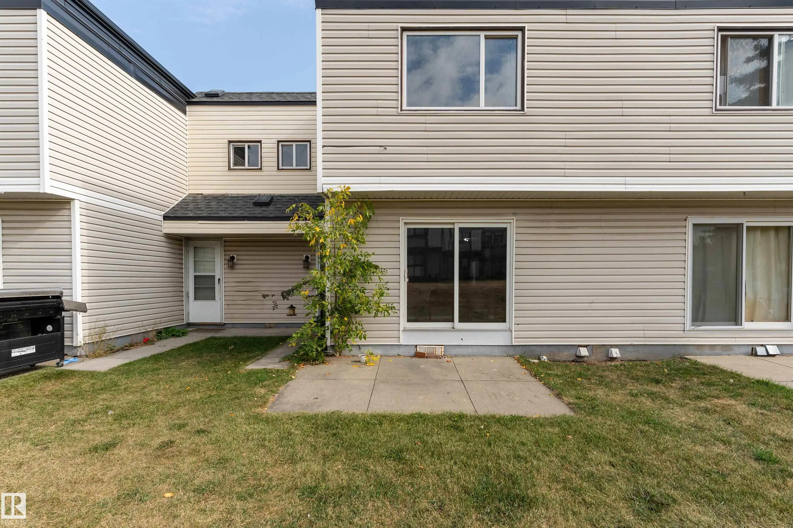 3308 113 Avenue