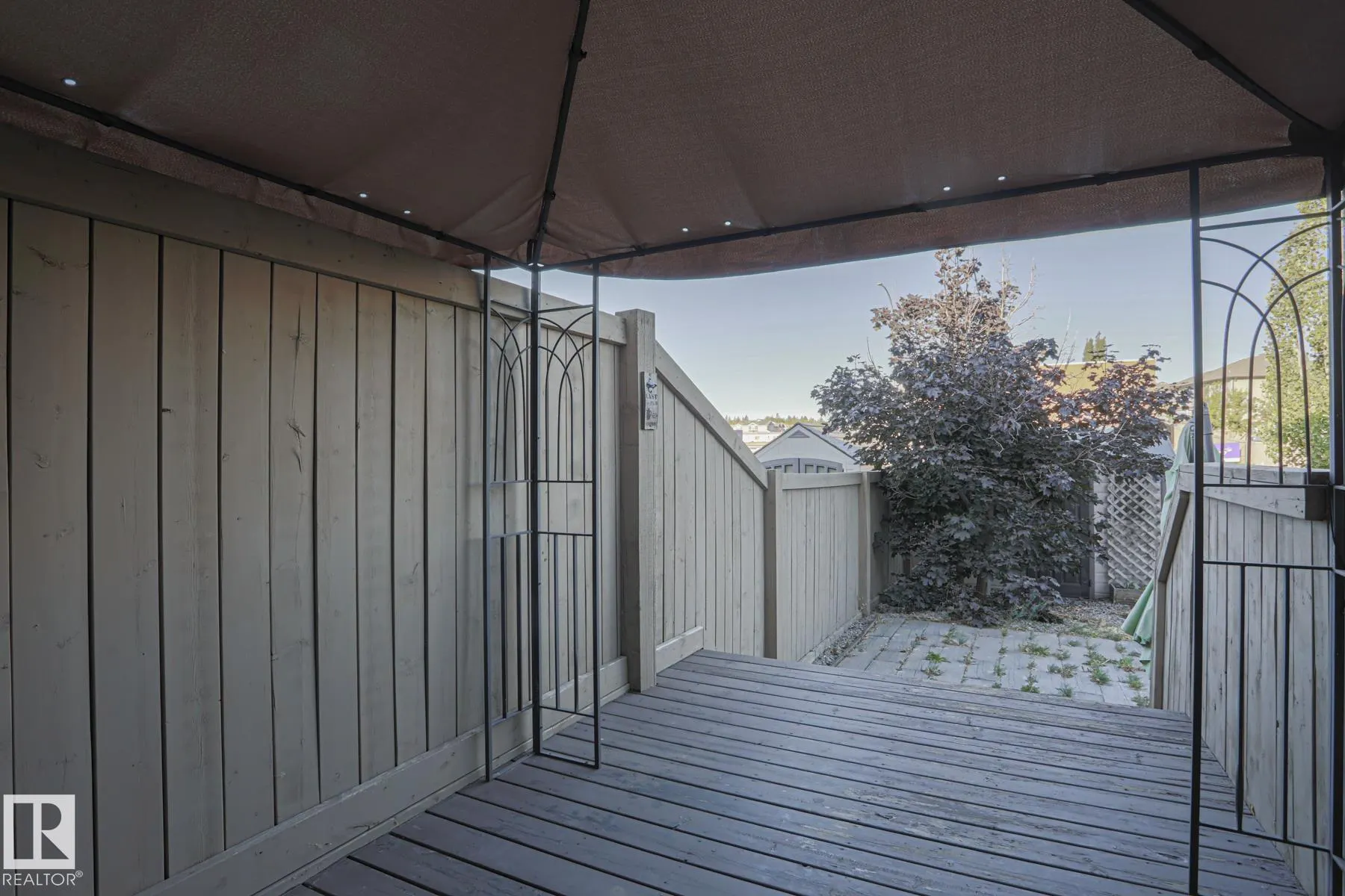 1735 Hammond Crescent