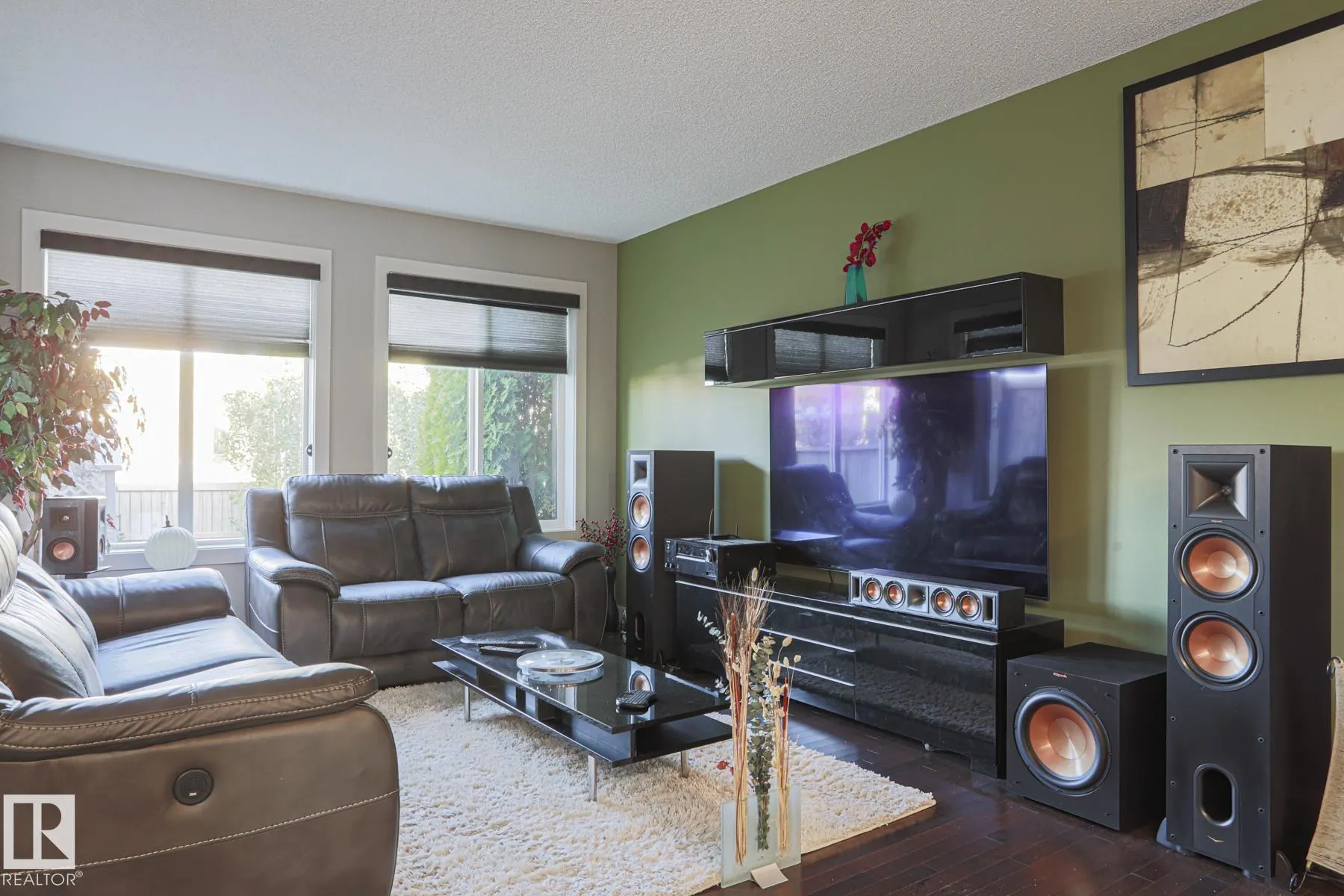 1735 Hammond Crescent