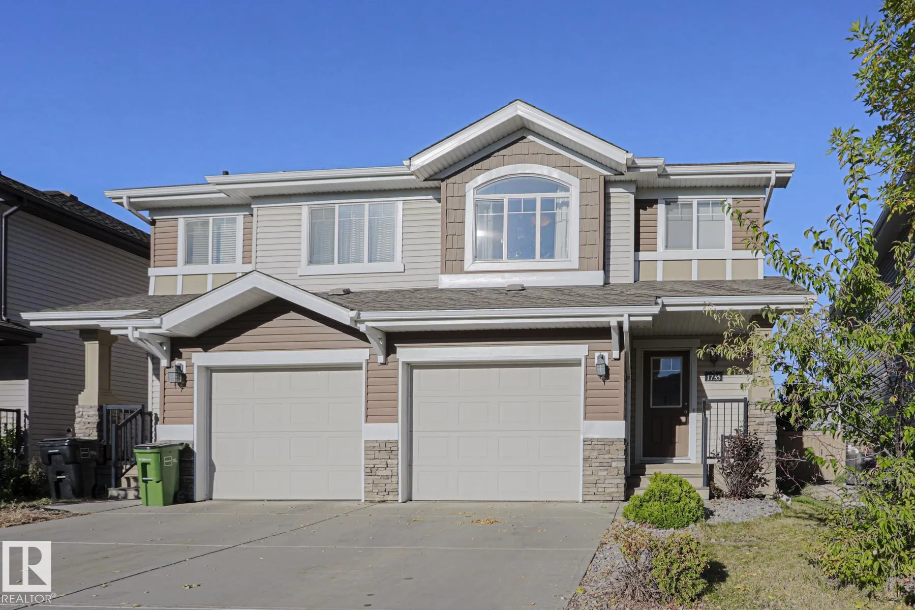 1735 Hammond Crescent
