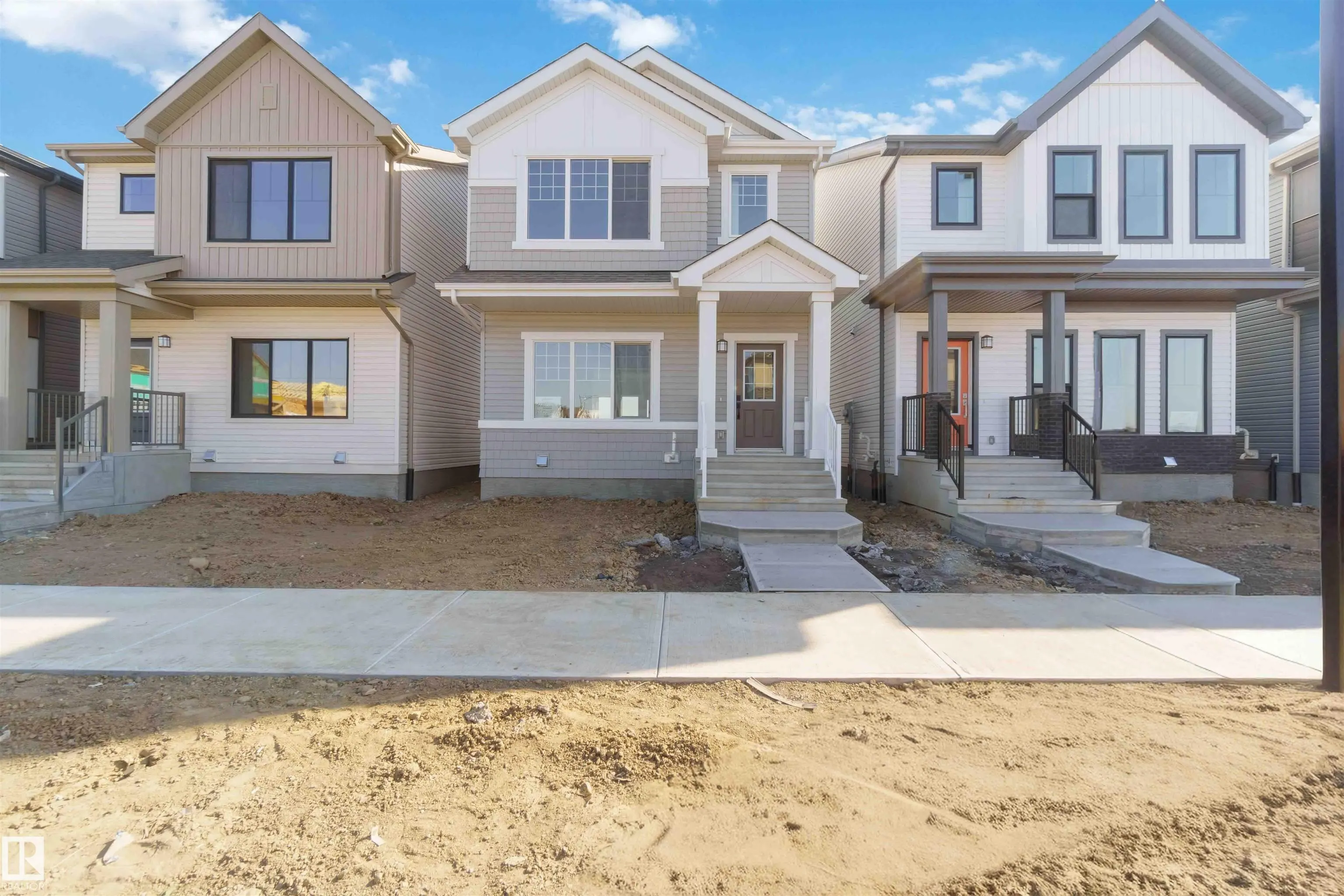 1239 CRISTALL Way