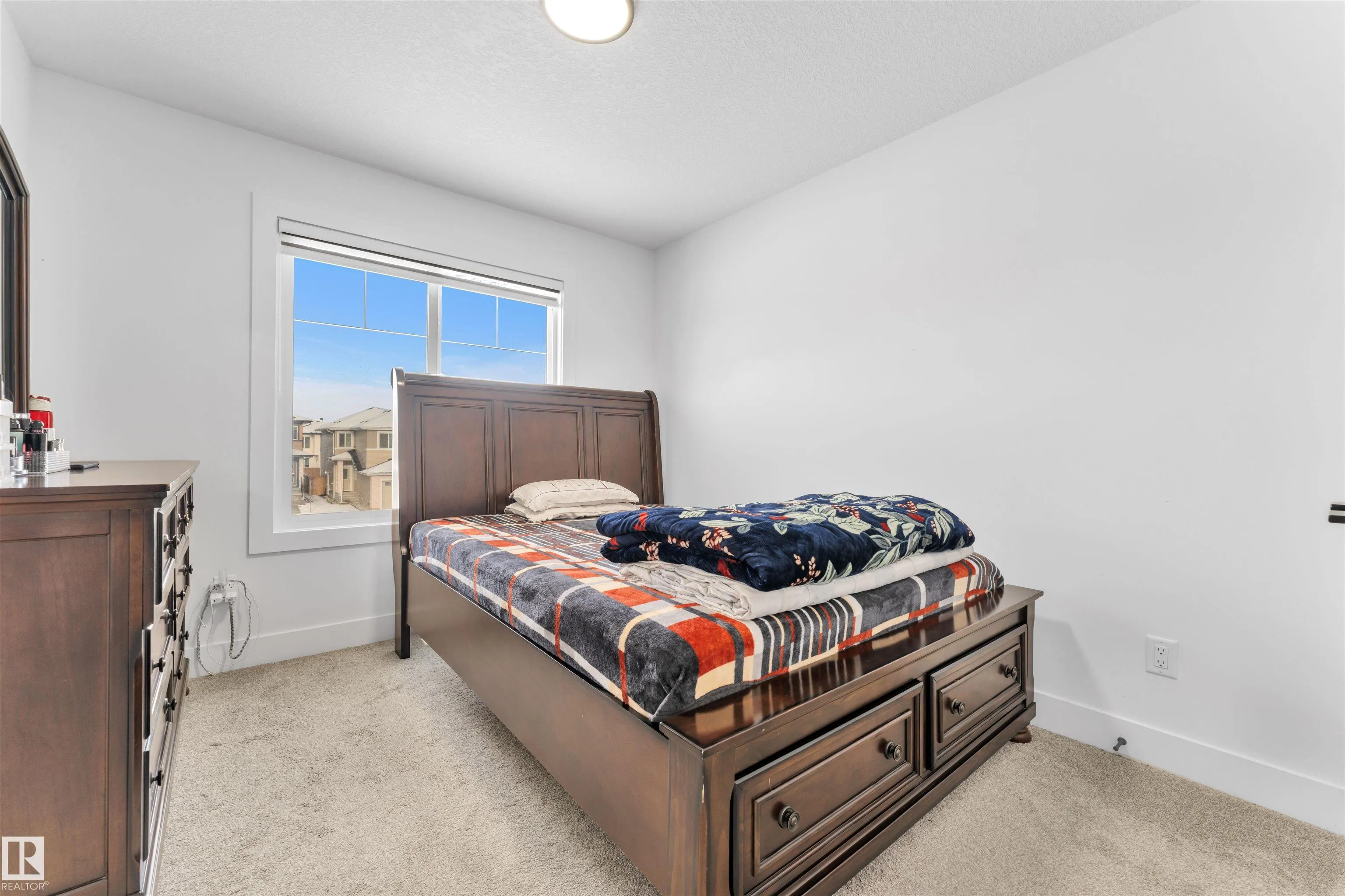 5814 PELTIER Close