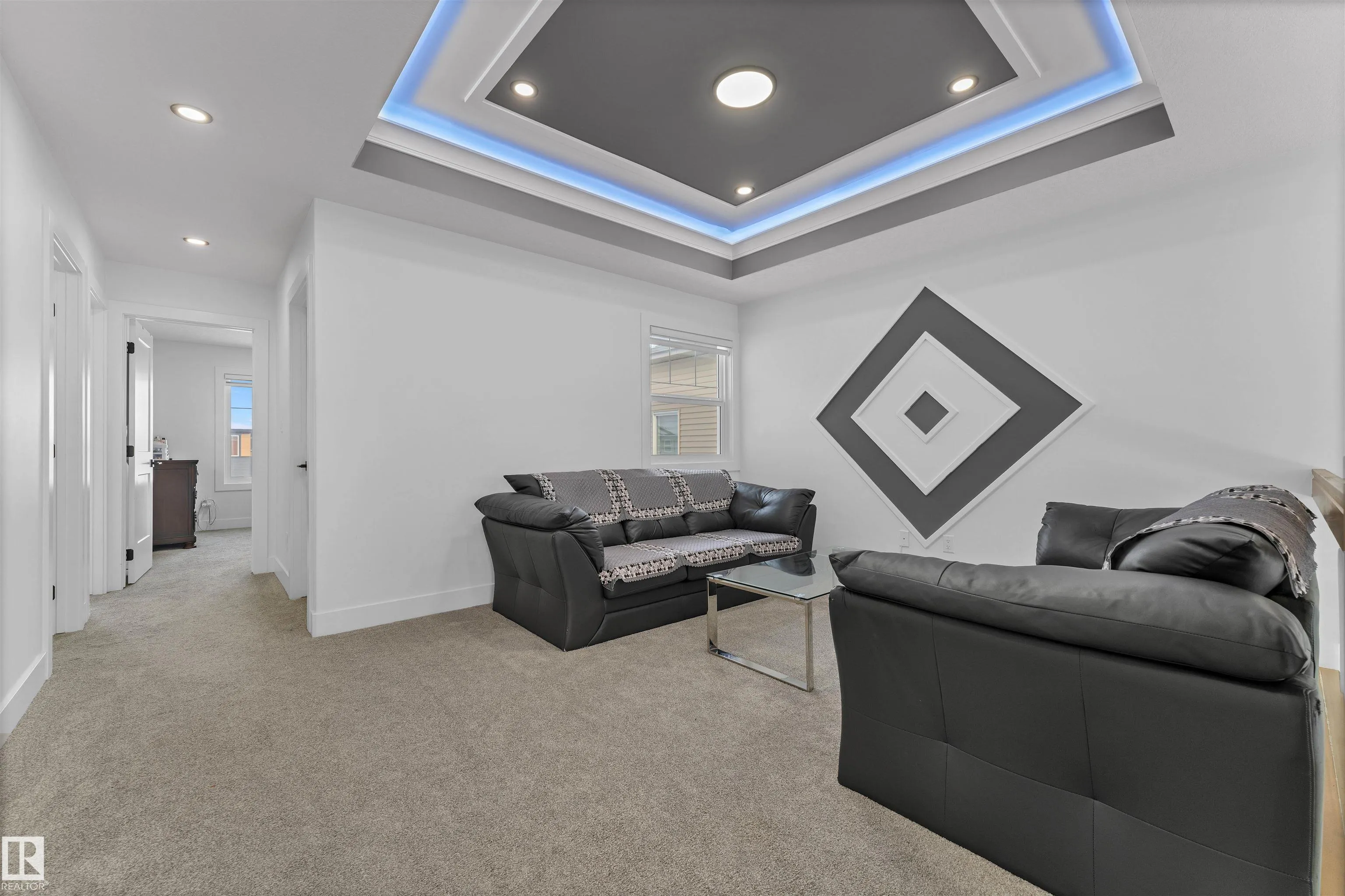 5814 PELTIER Close