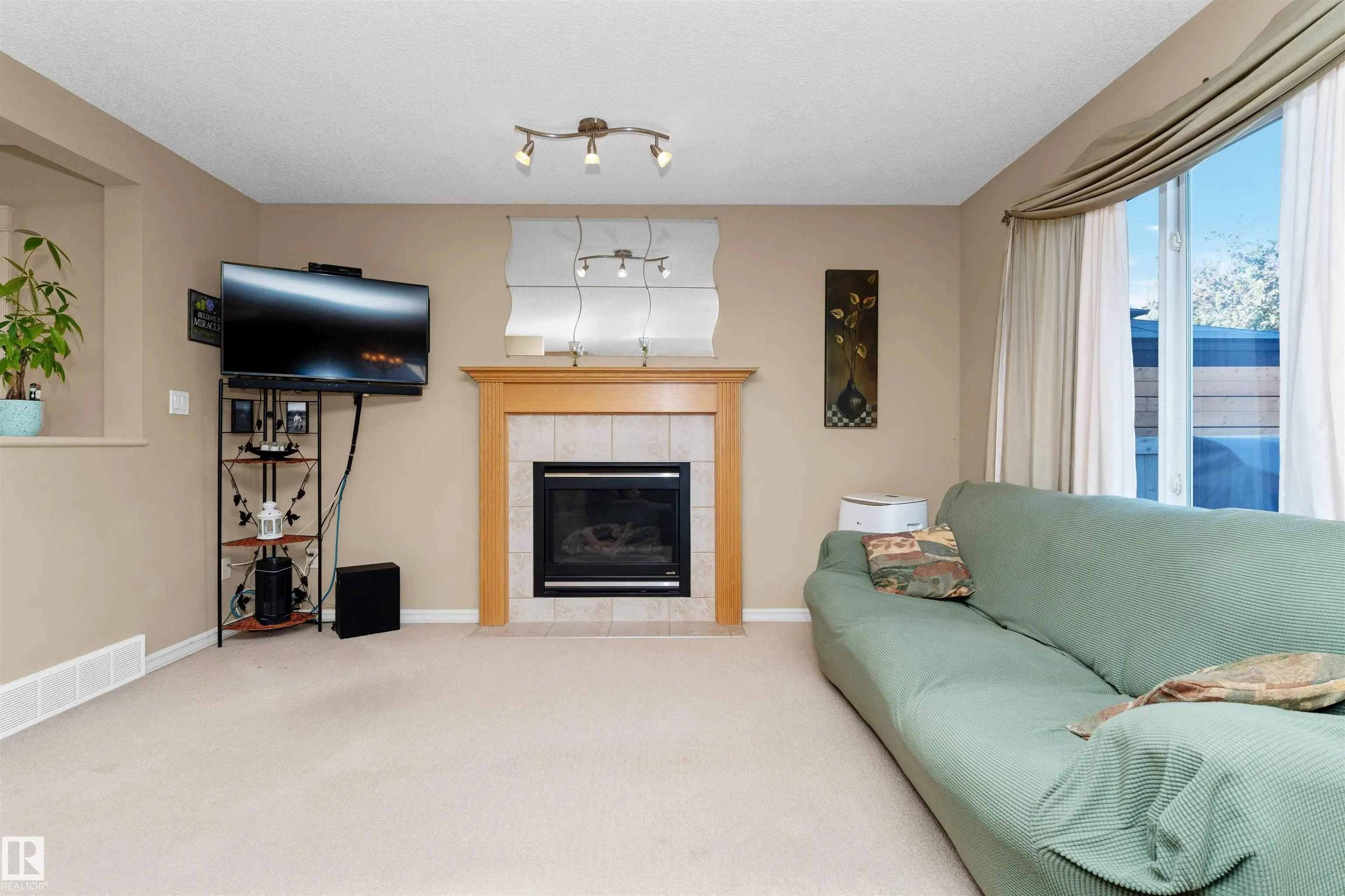 714 GREEN Wynd