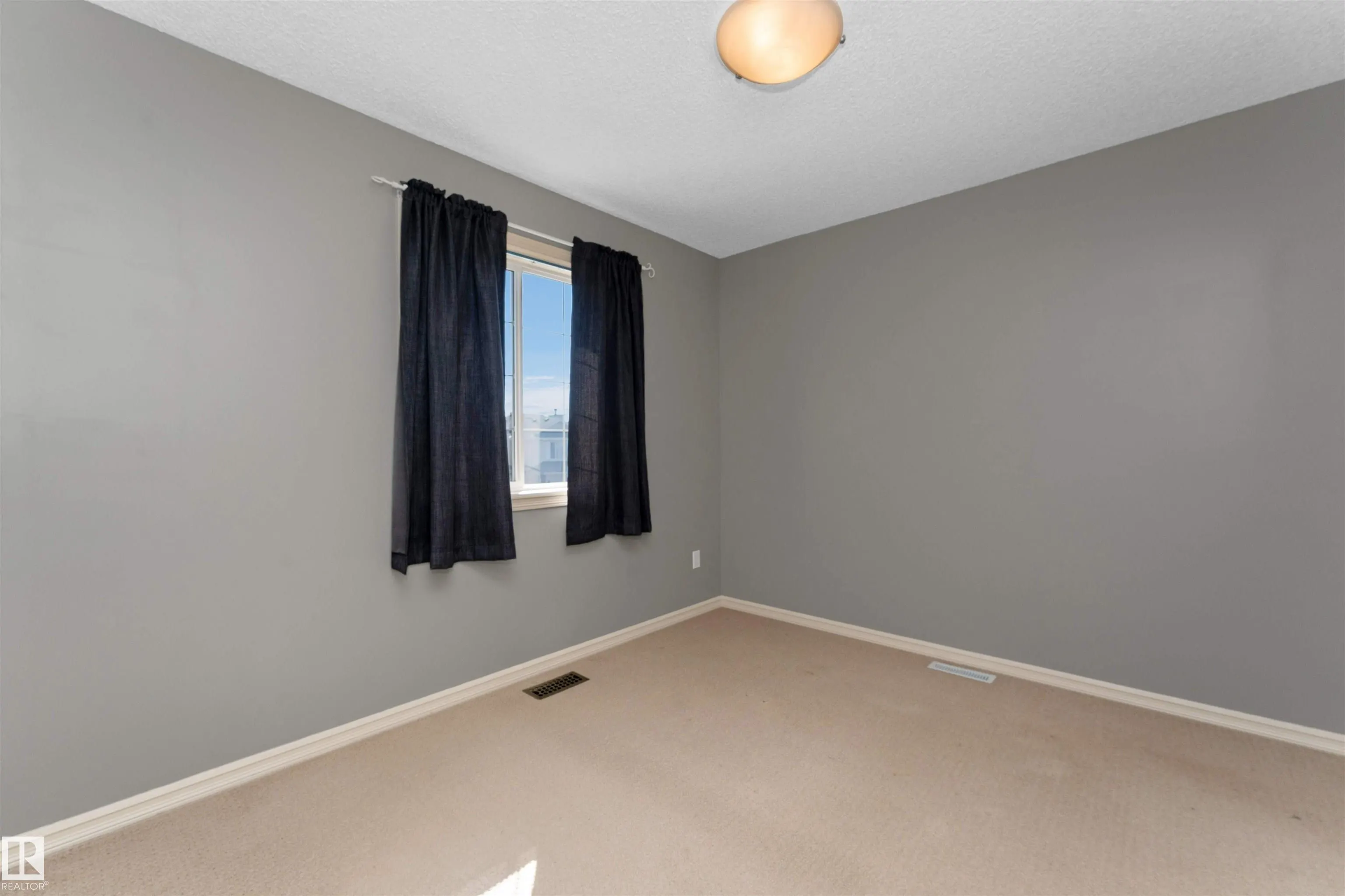 714 GREEN Wynd