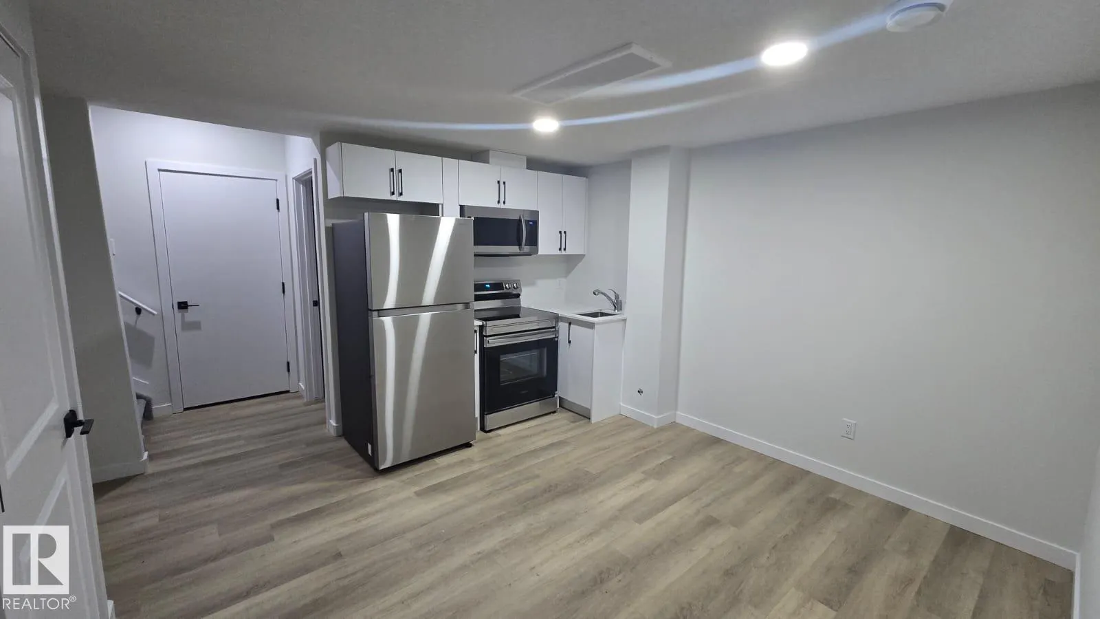 336 Munn Way