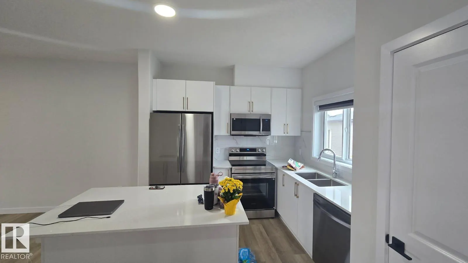 336 Munn Way