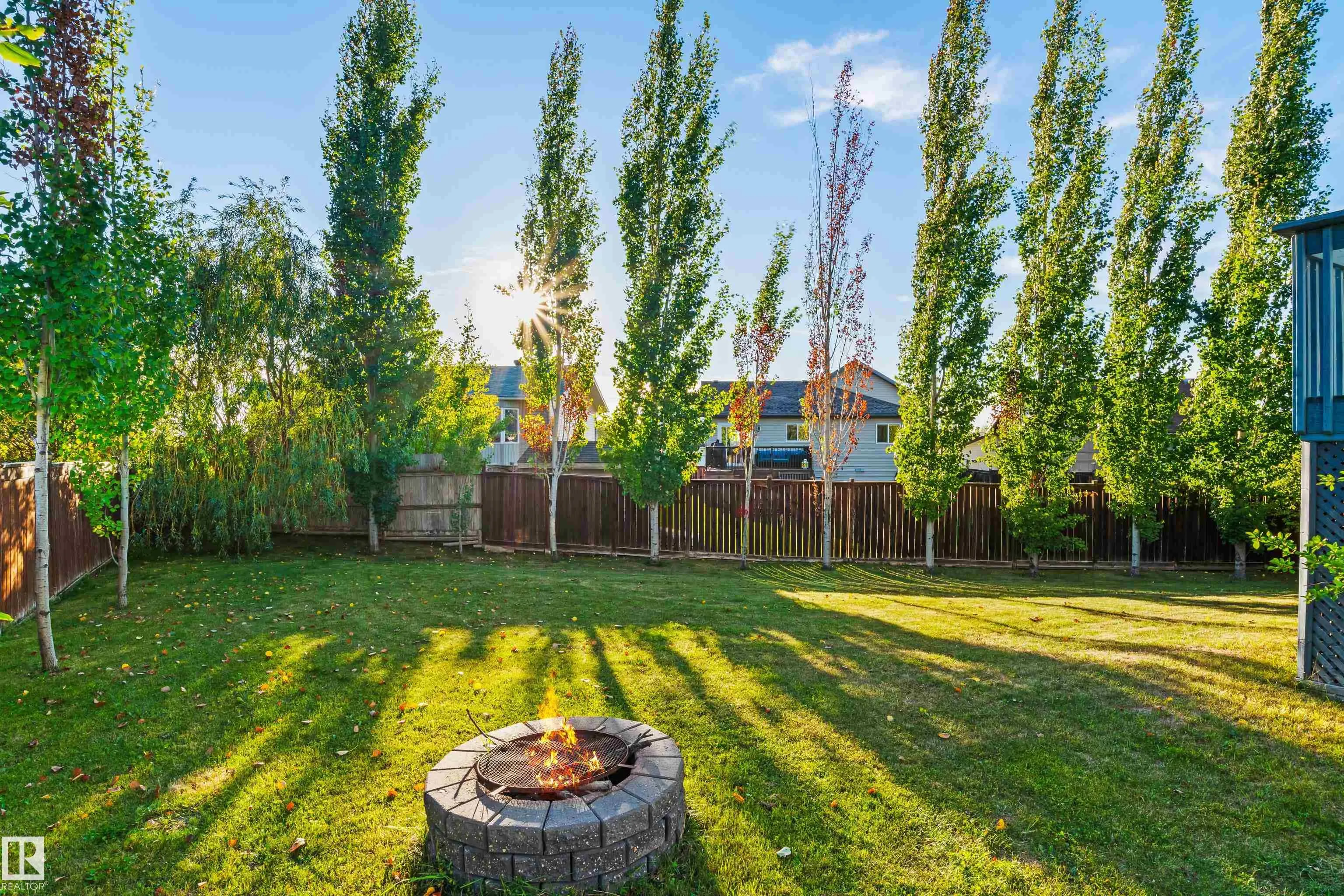707 Sparrow Close