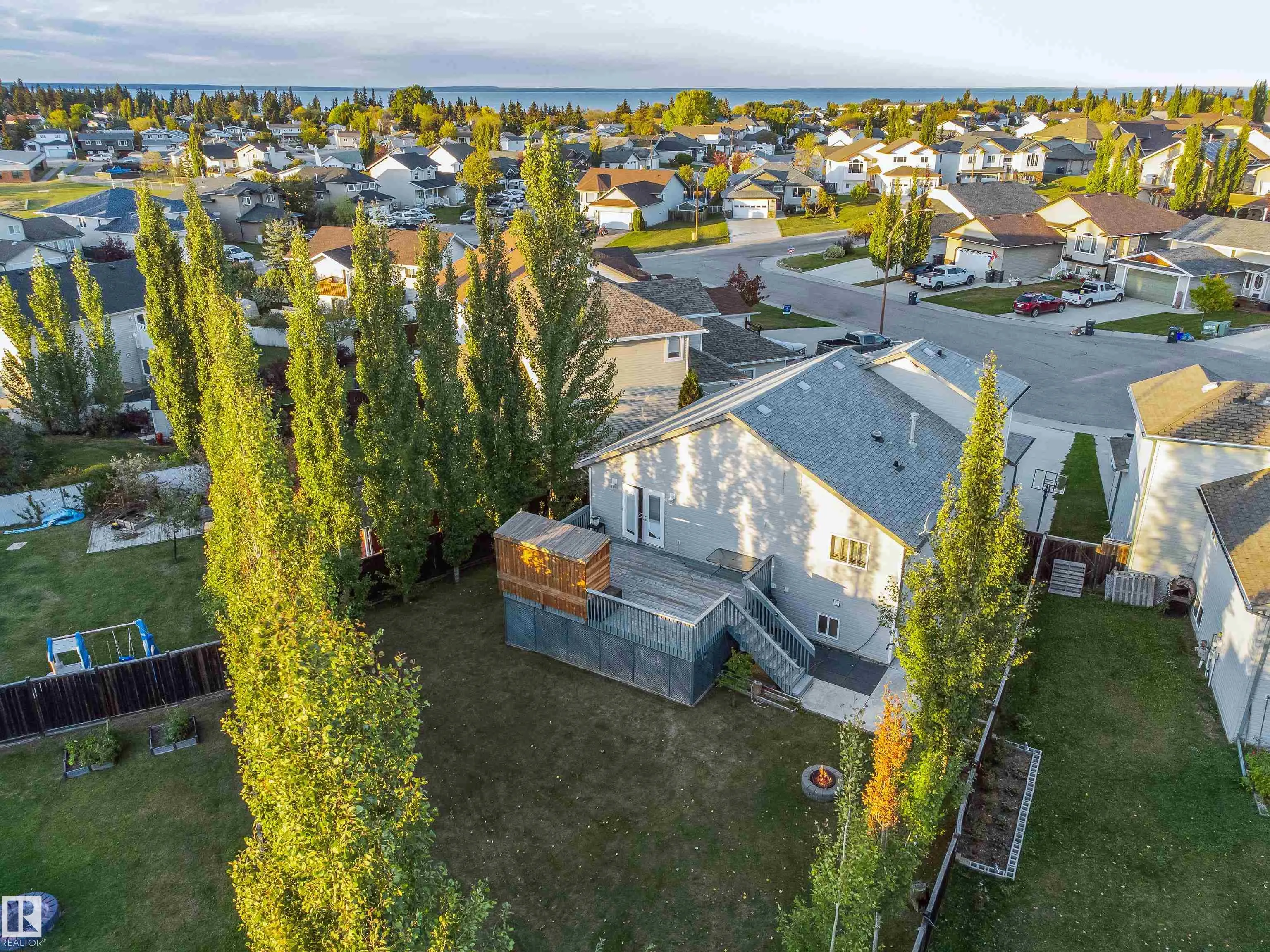 707 Sparrow Close
