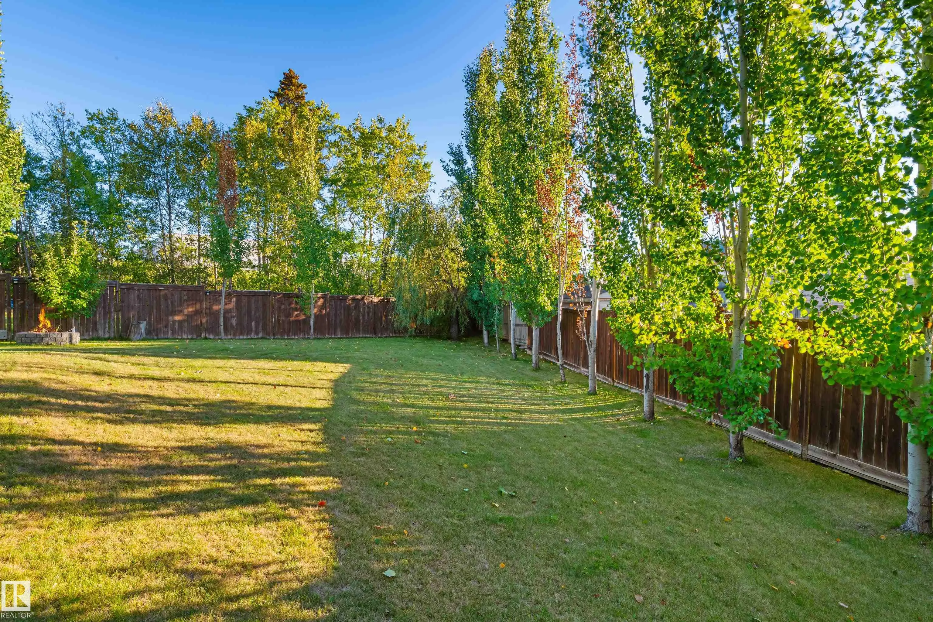 707 Sparrow Close