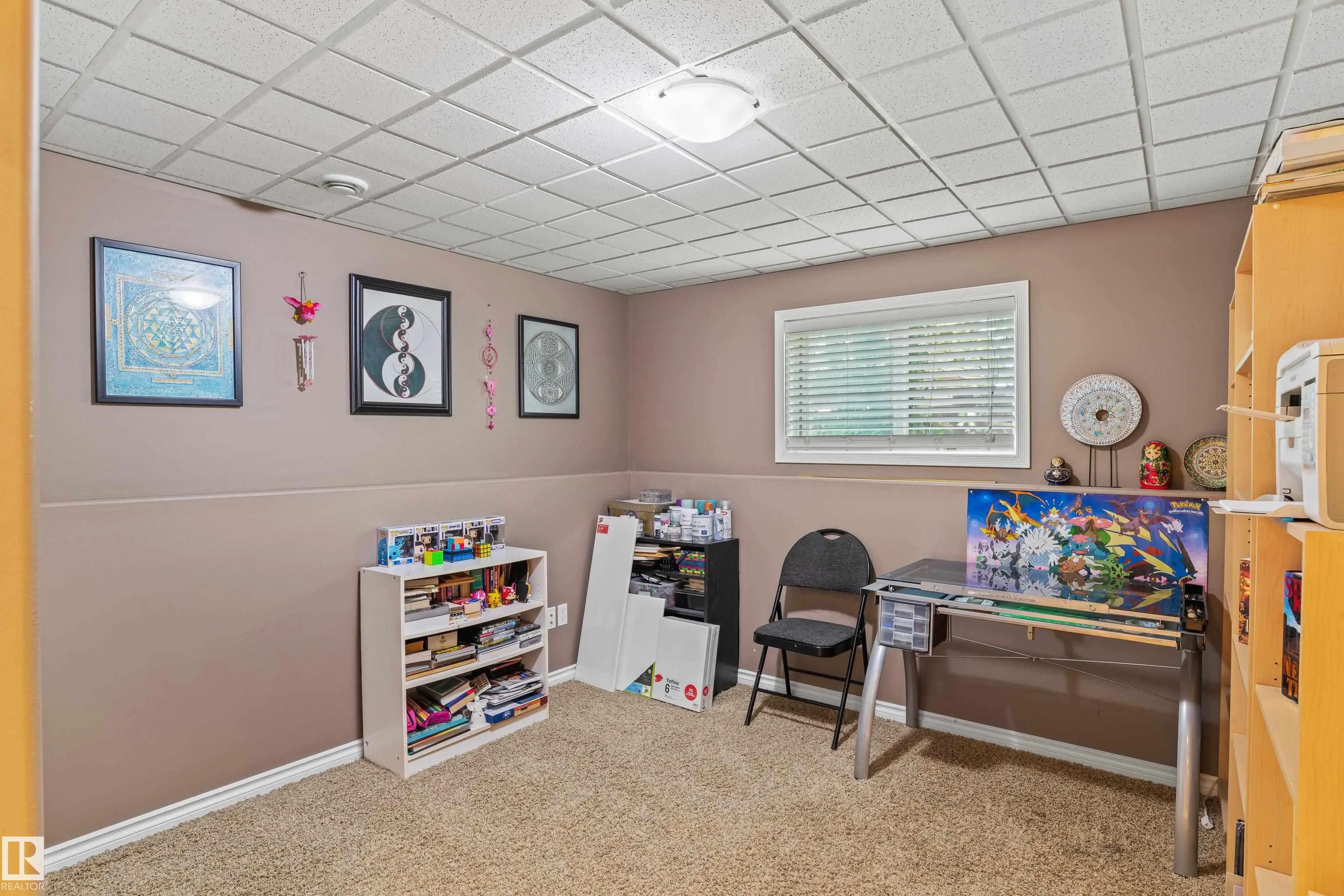 707 Sparrow Close