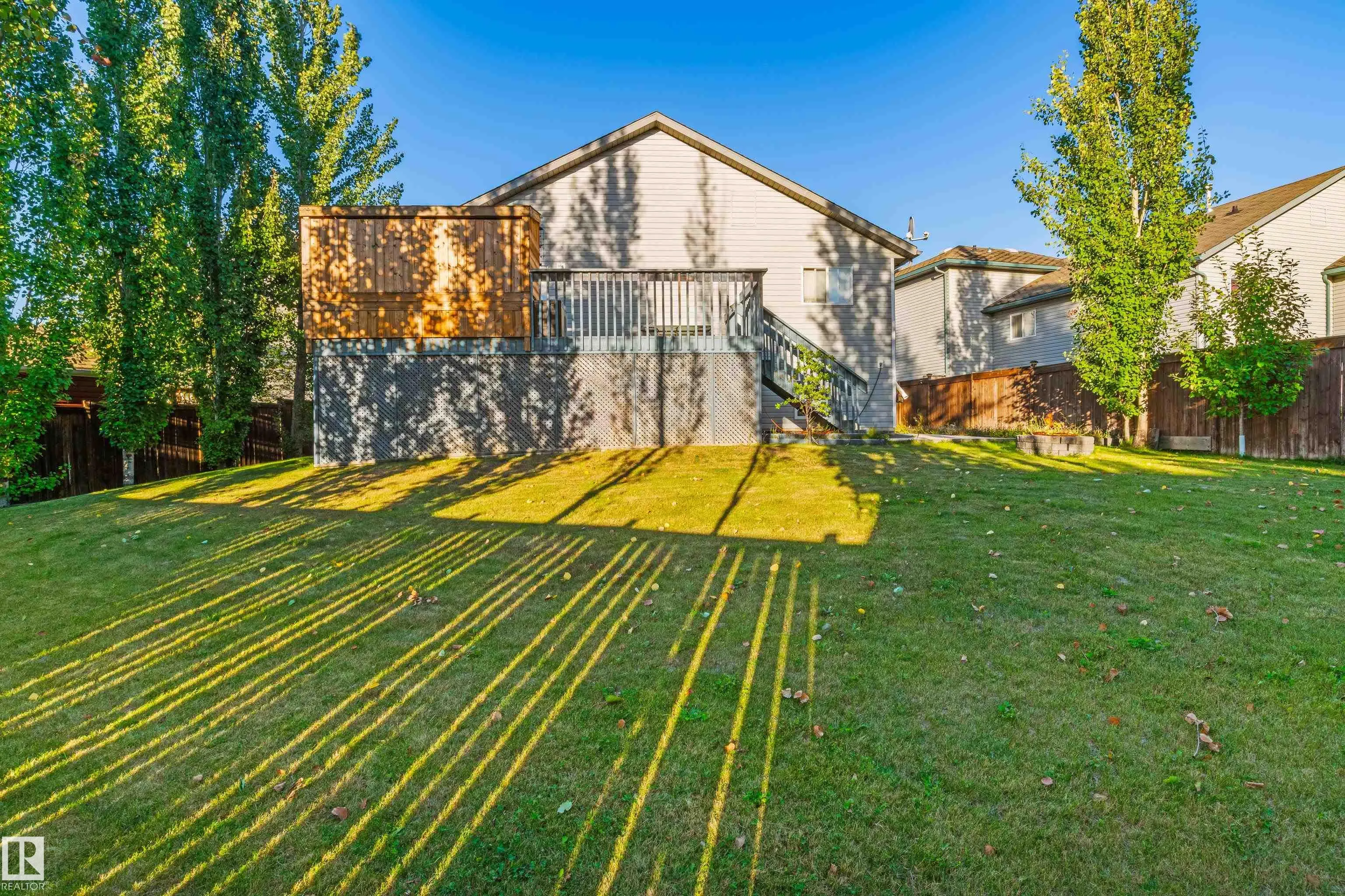 707 Sparrow Close