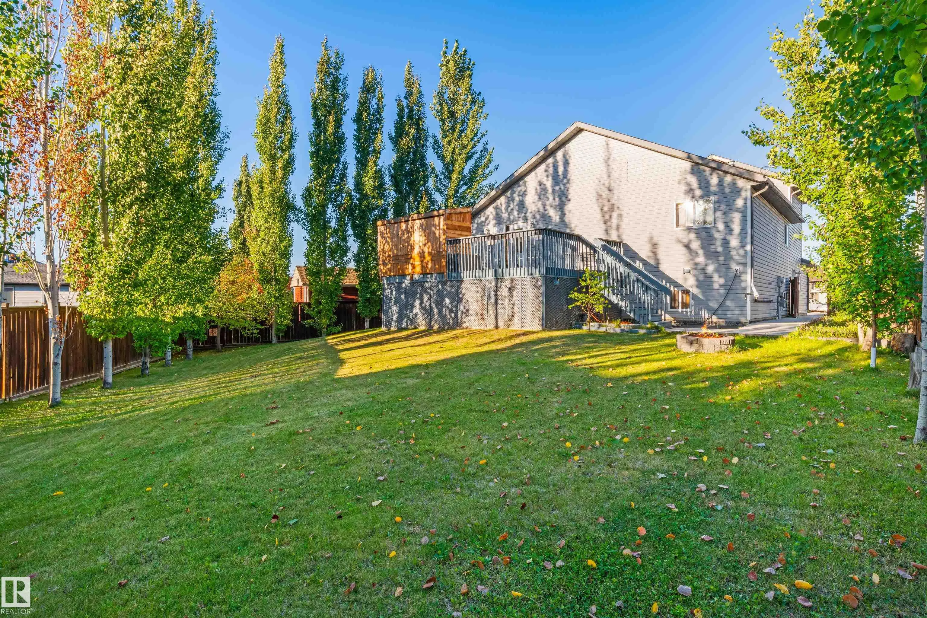 707 Sparrow Close