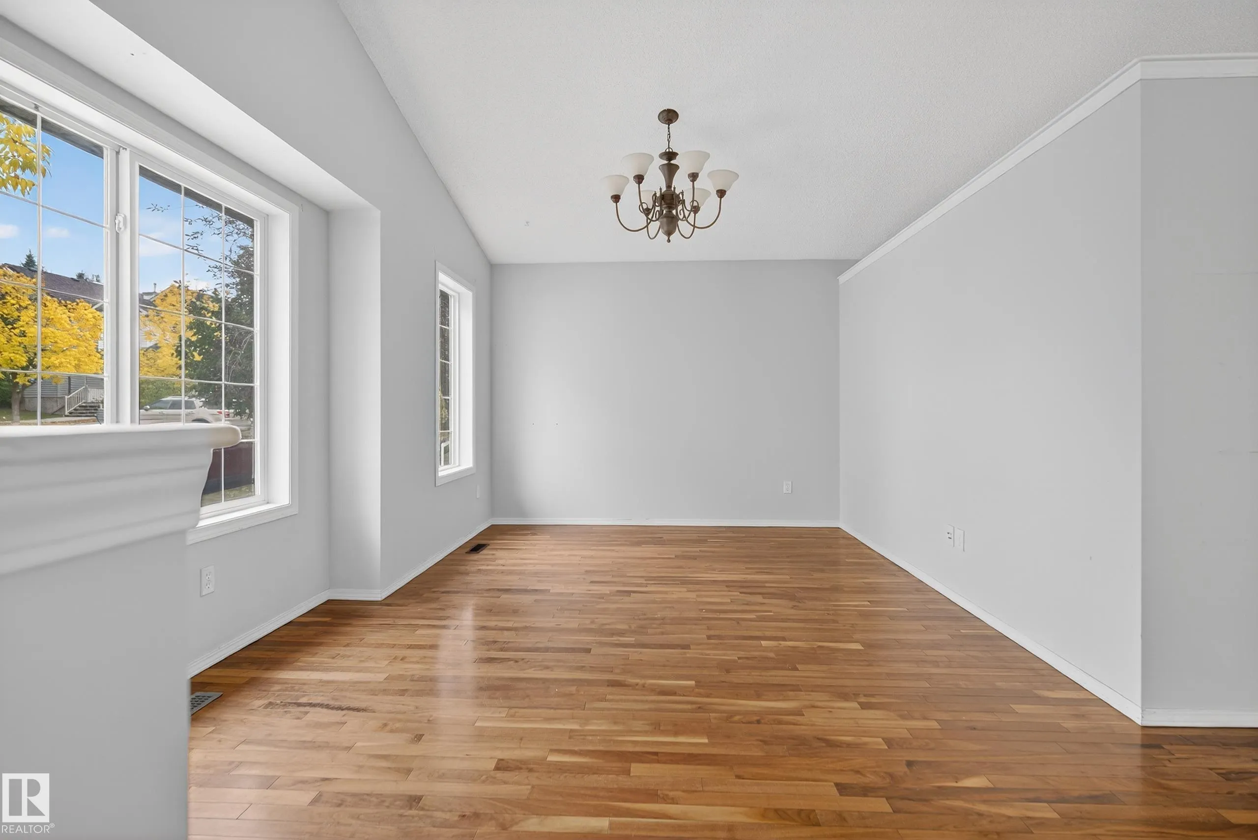 3021 TRELLE Crescent