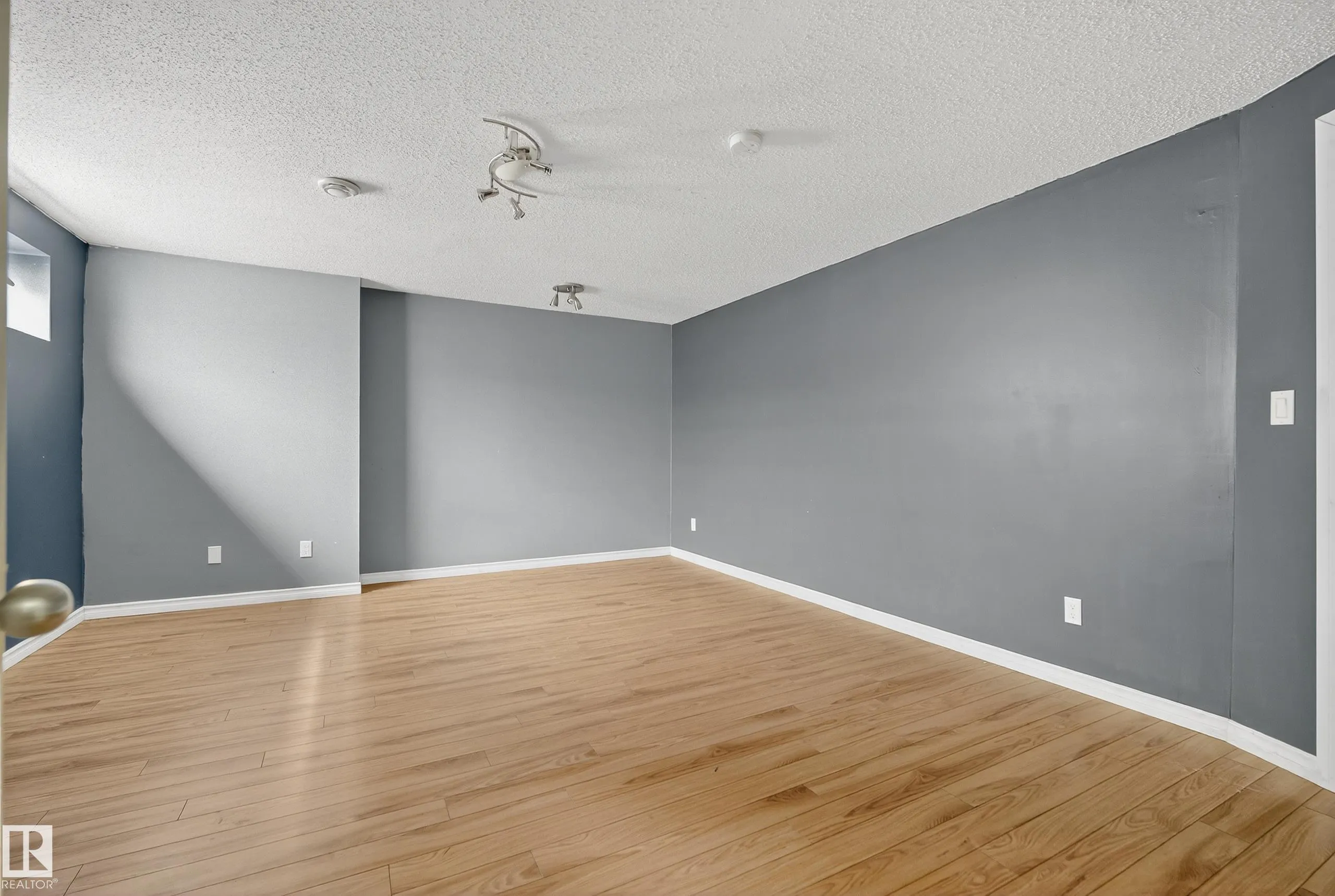 3021 TRELLE Crescent