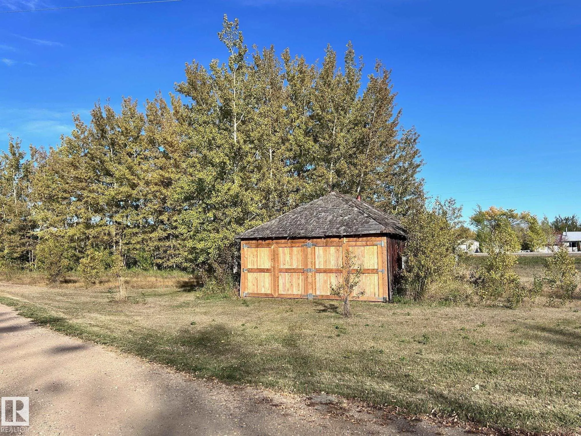 660062A Hwy 827
