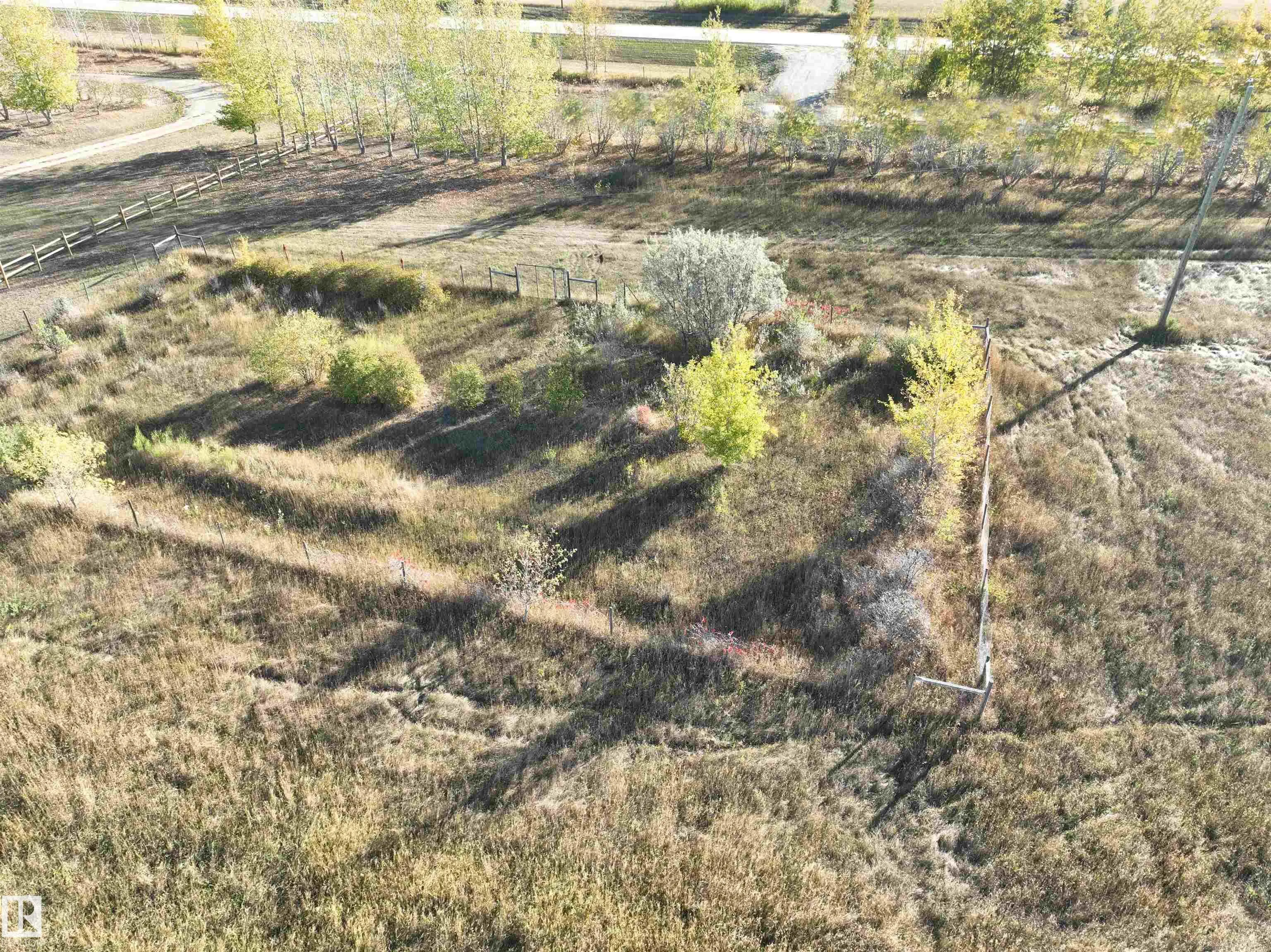 660062A Hwy 827