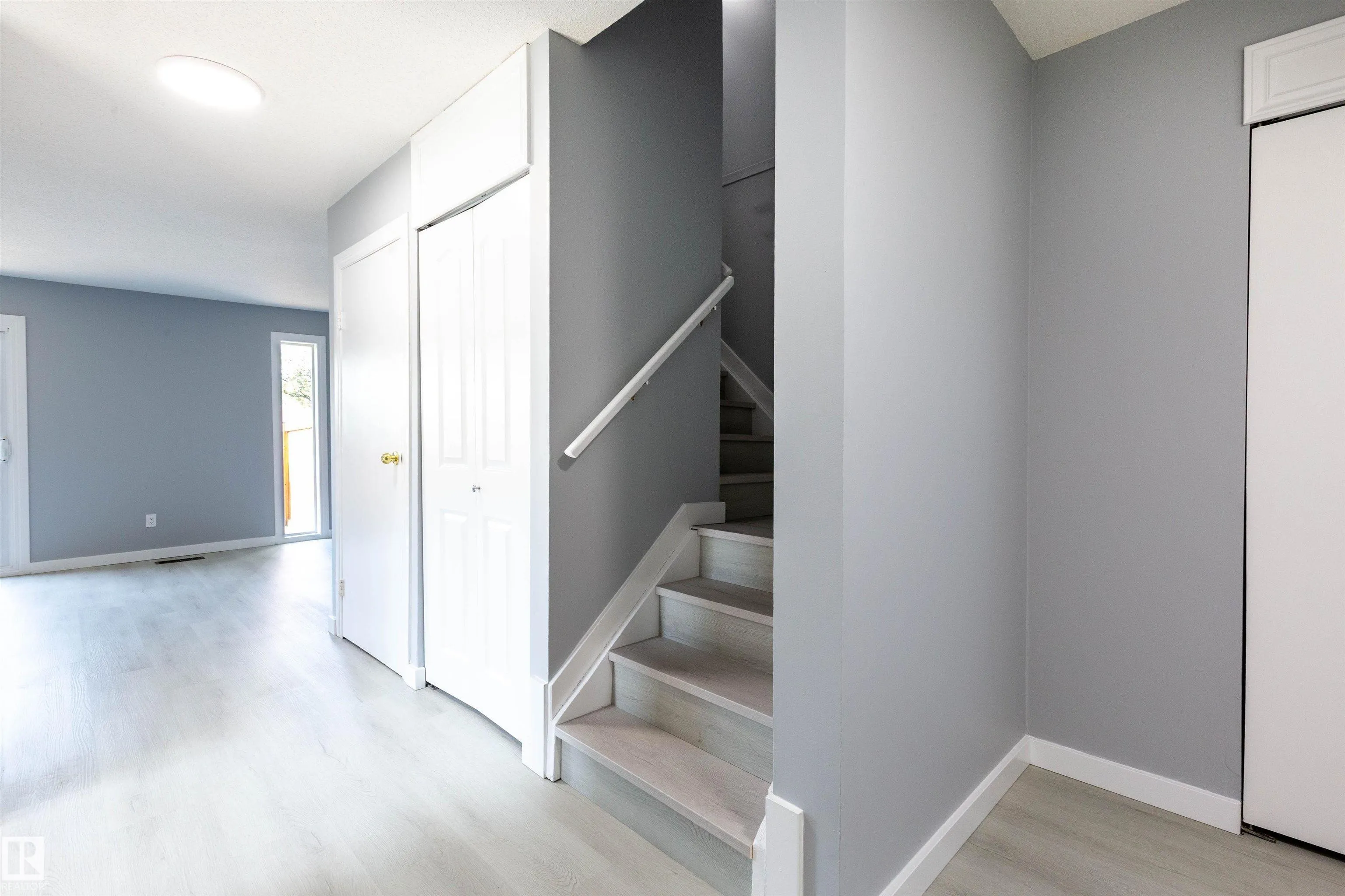 547 DUNLUCE Road