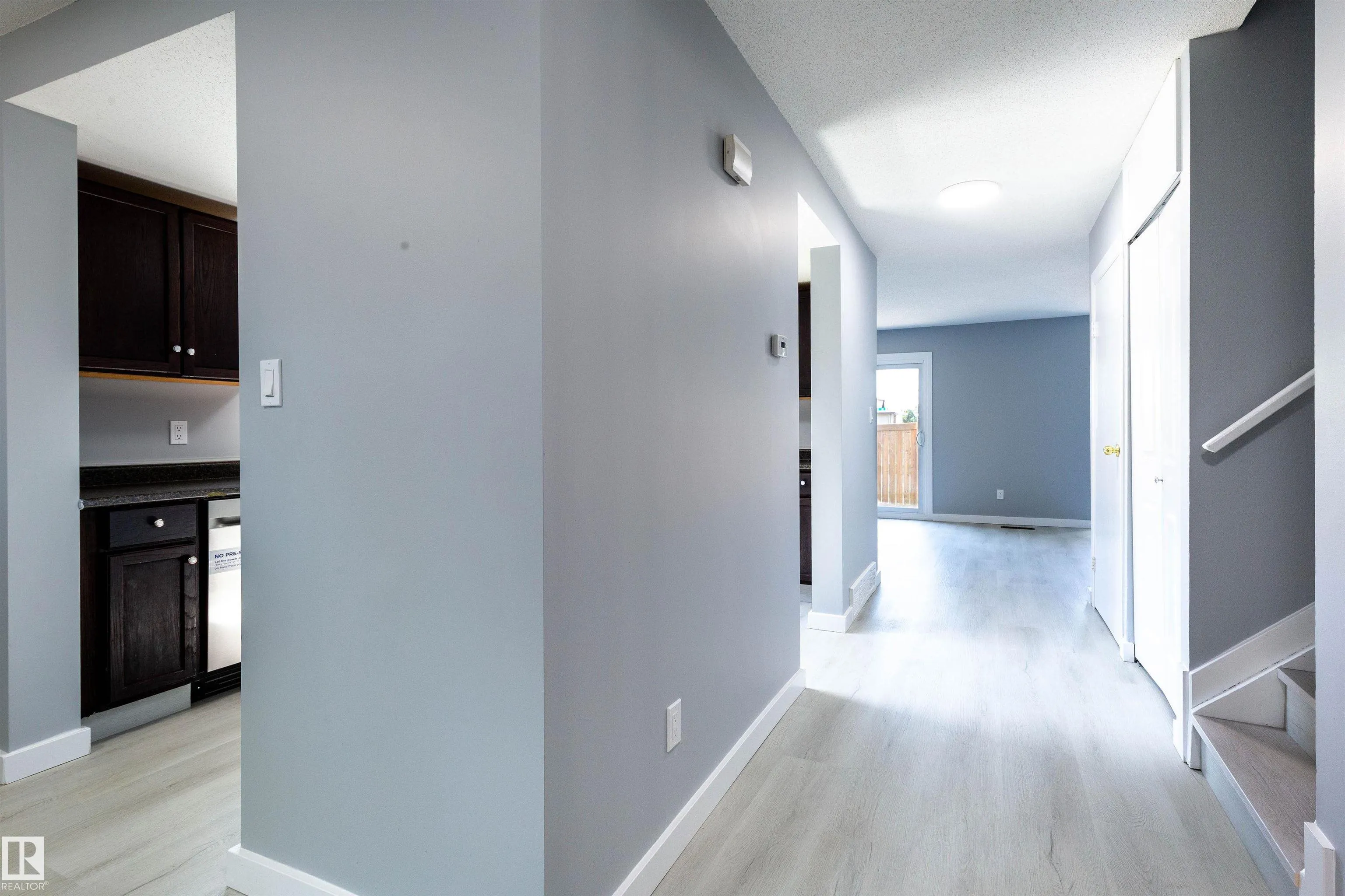 547 DUNLUCE Road