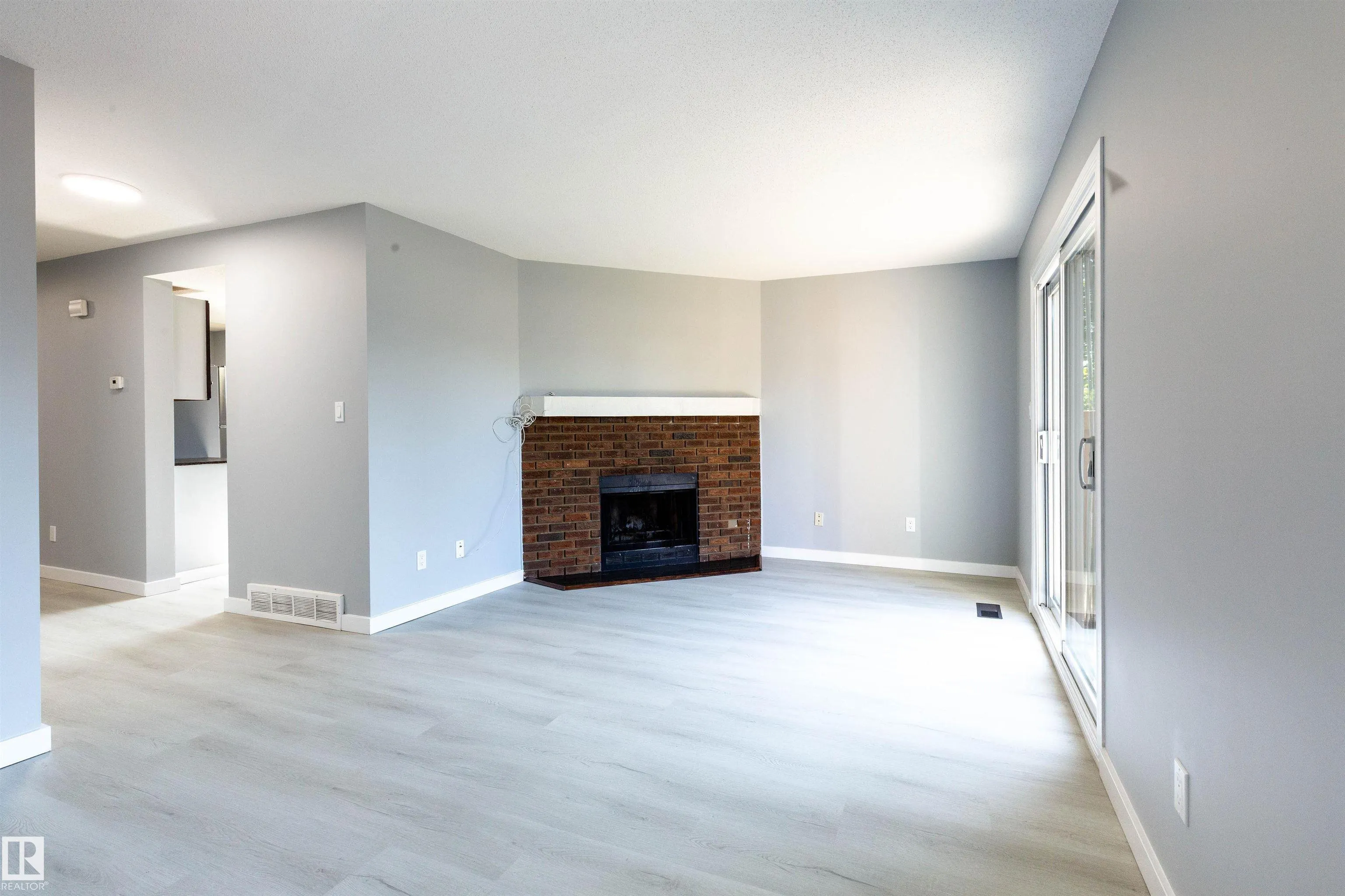 547 DUNLUCE Road