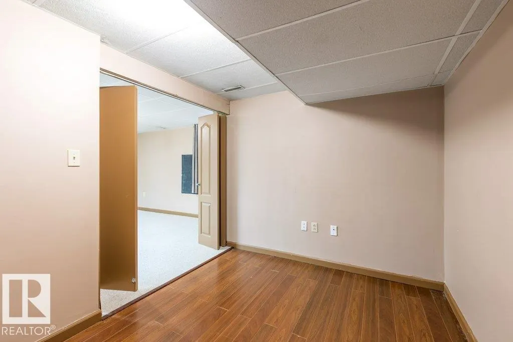 216 CHATEAU Place