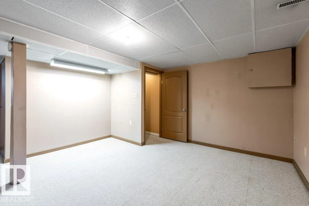 216 CHATEAU Place