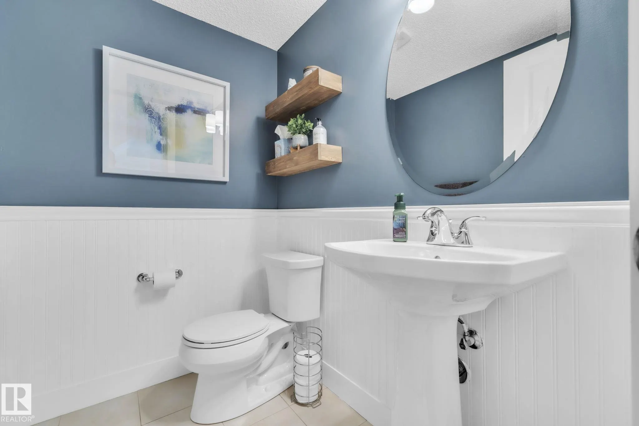 2922 MAPLE Way