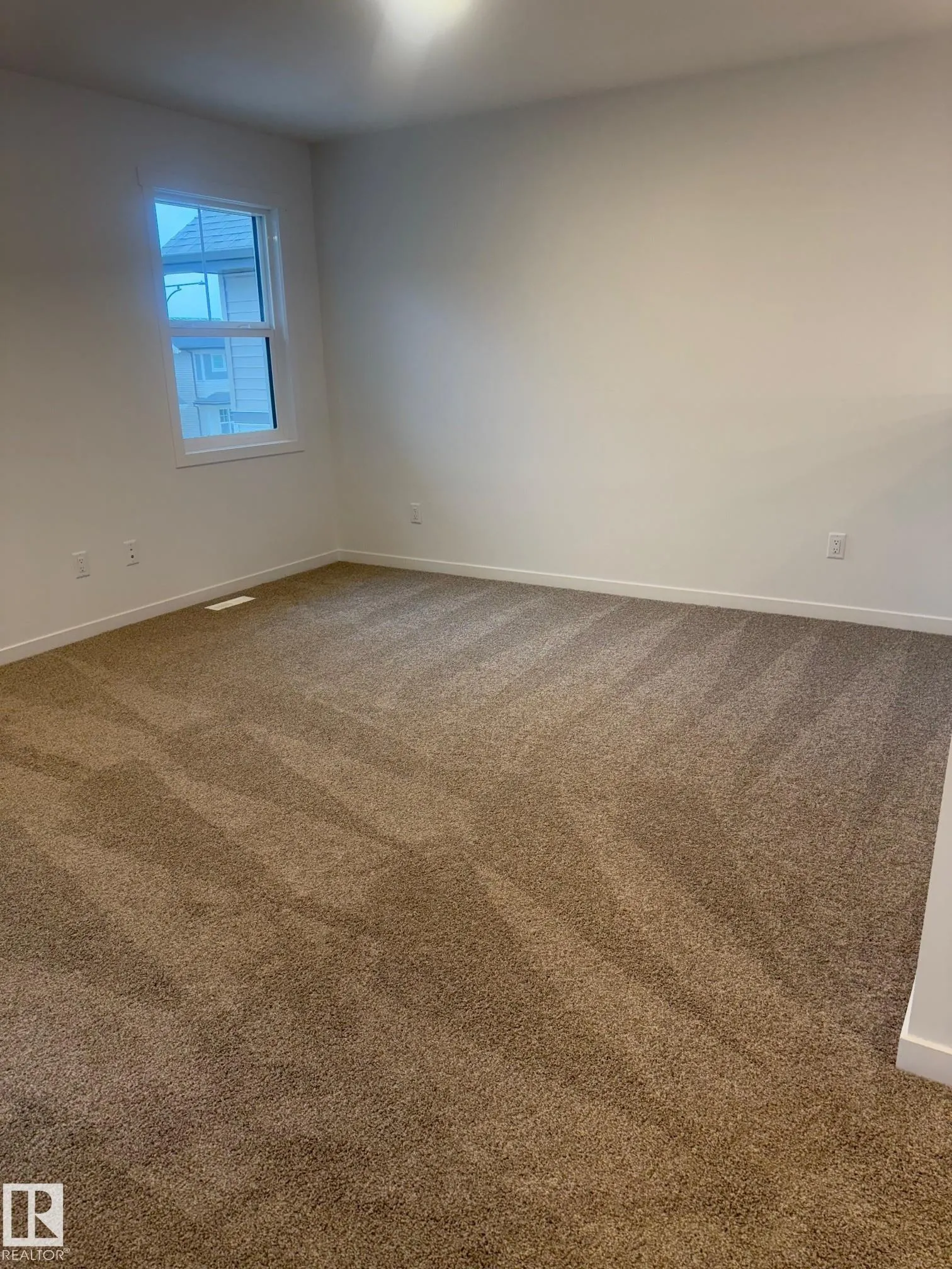 3966 WREN Loop