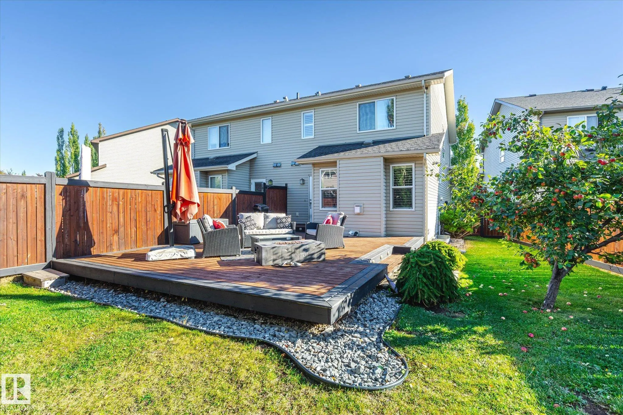 28 HARTWICK Mews