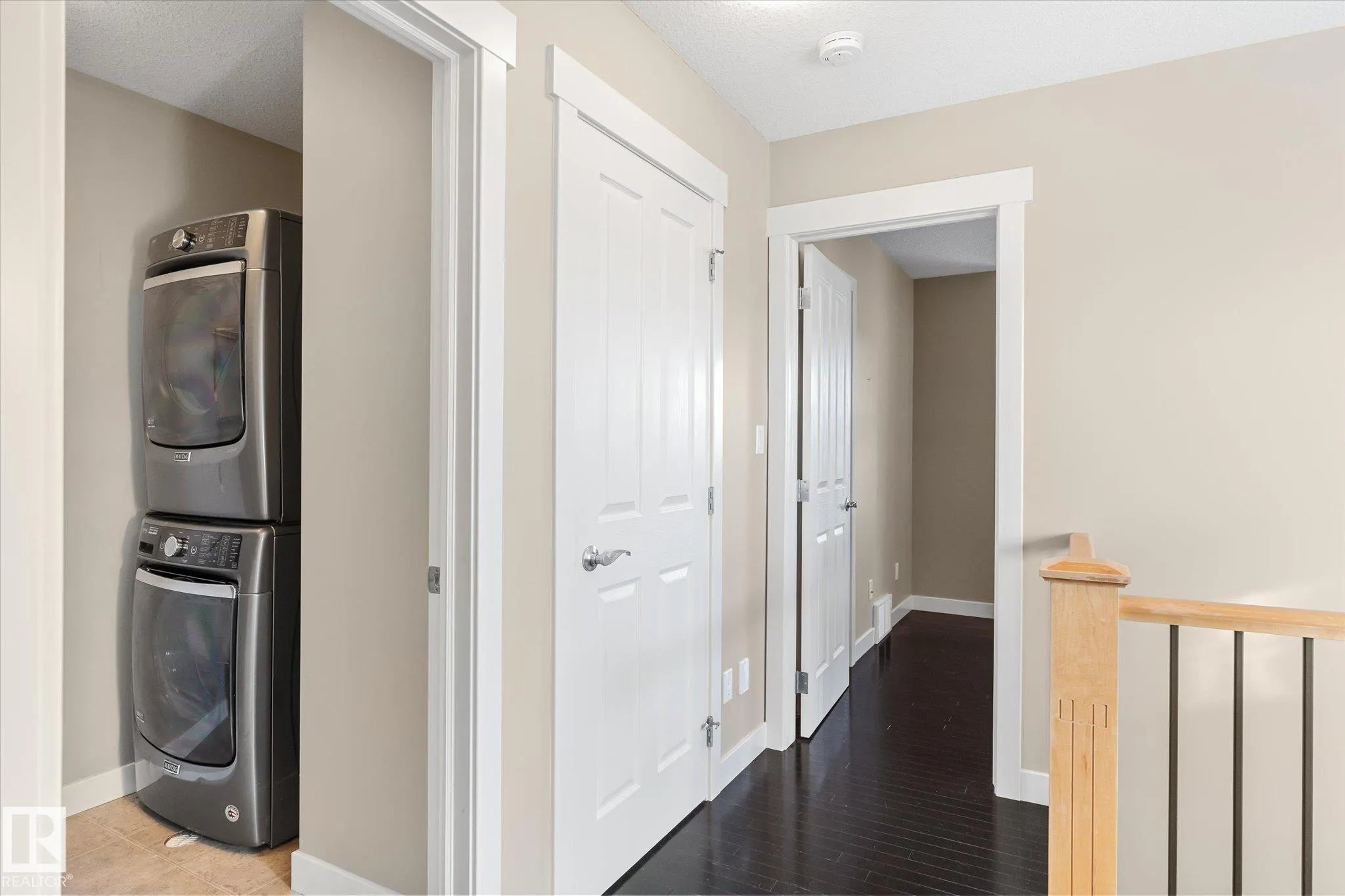 28 HARTWICK Mews