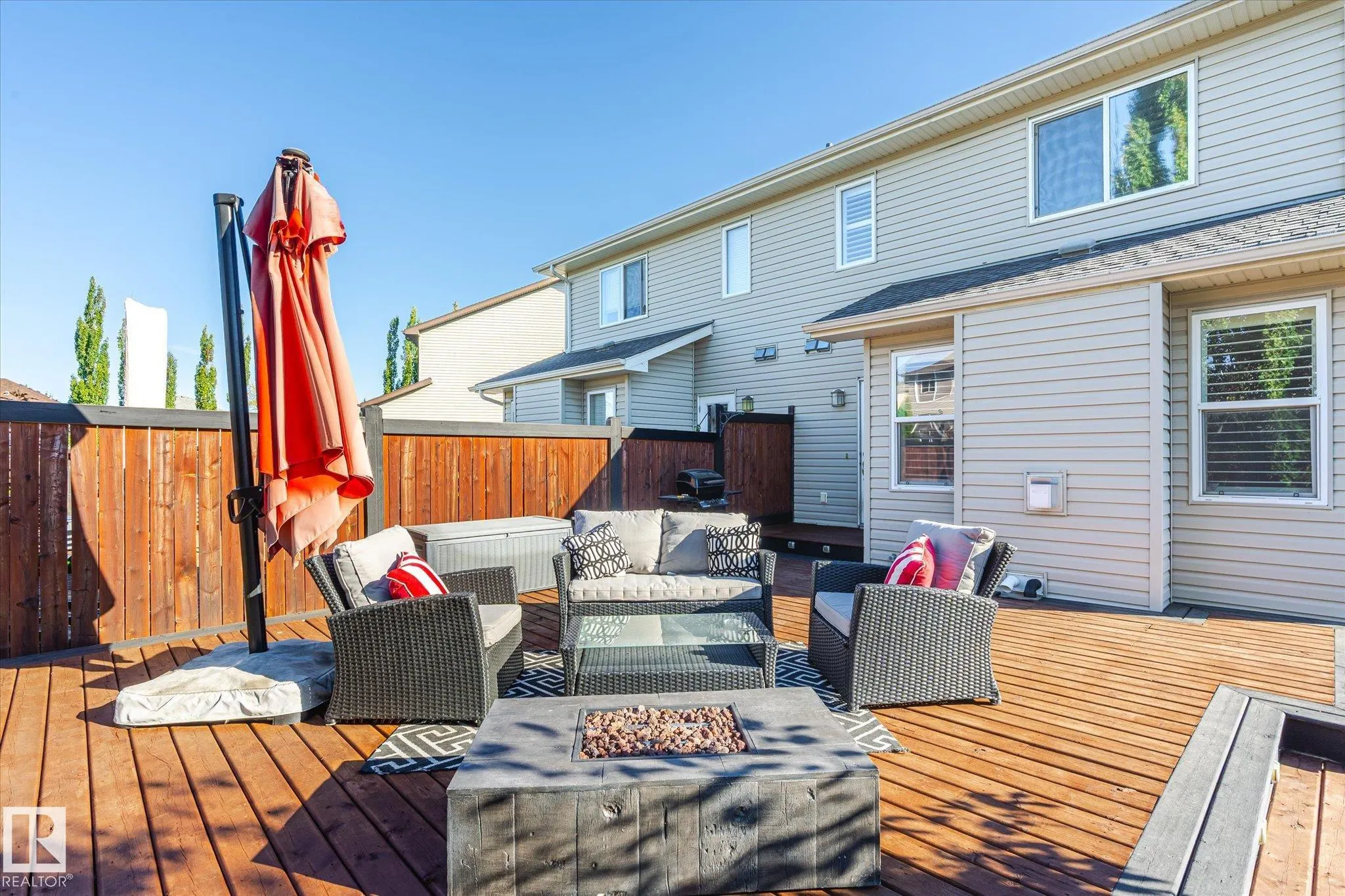 28 HARTWICK Mews